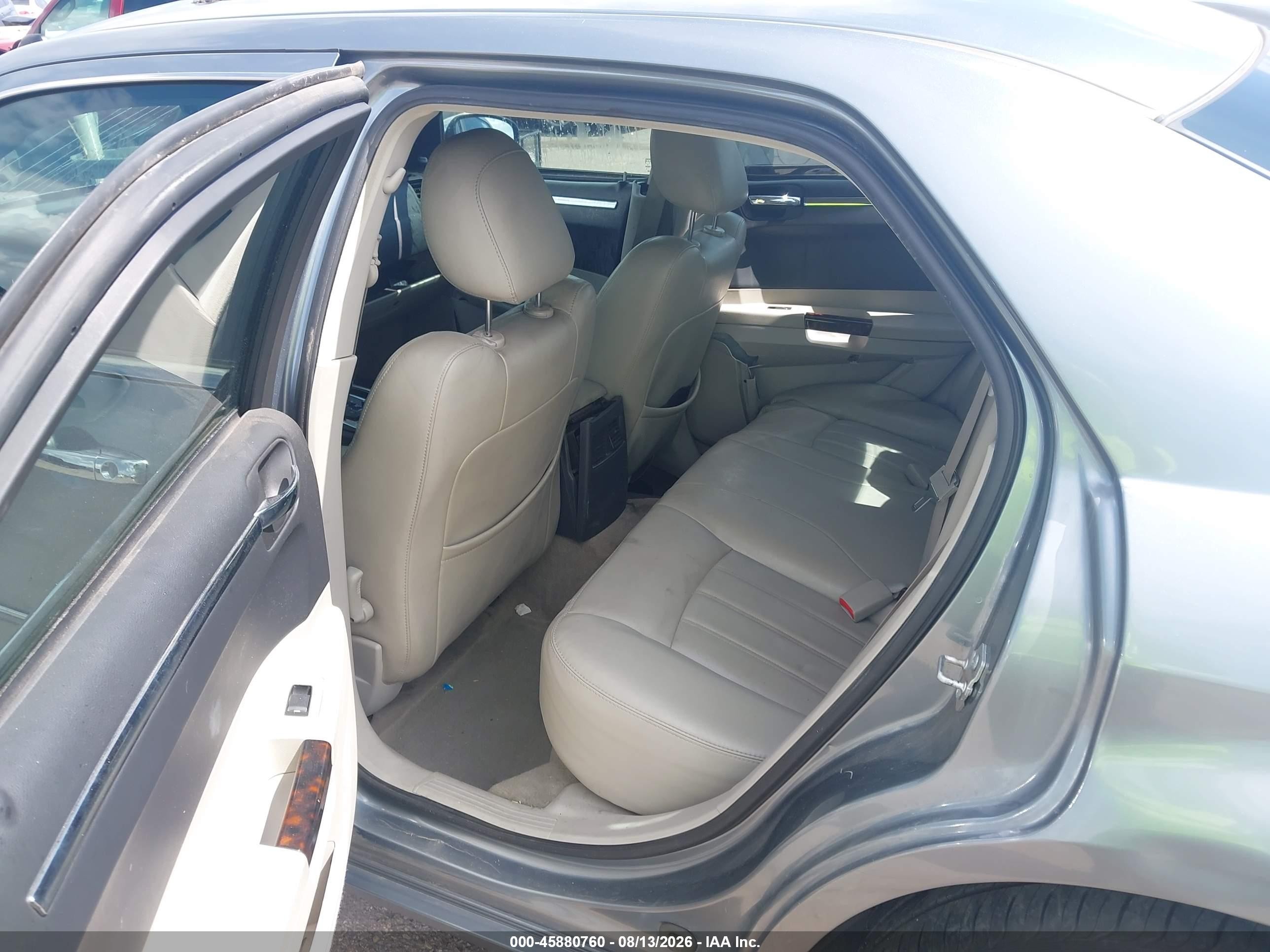 2007 Chrysler 300c   Gray vin: 2C3KA63HX7H724363