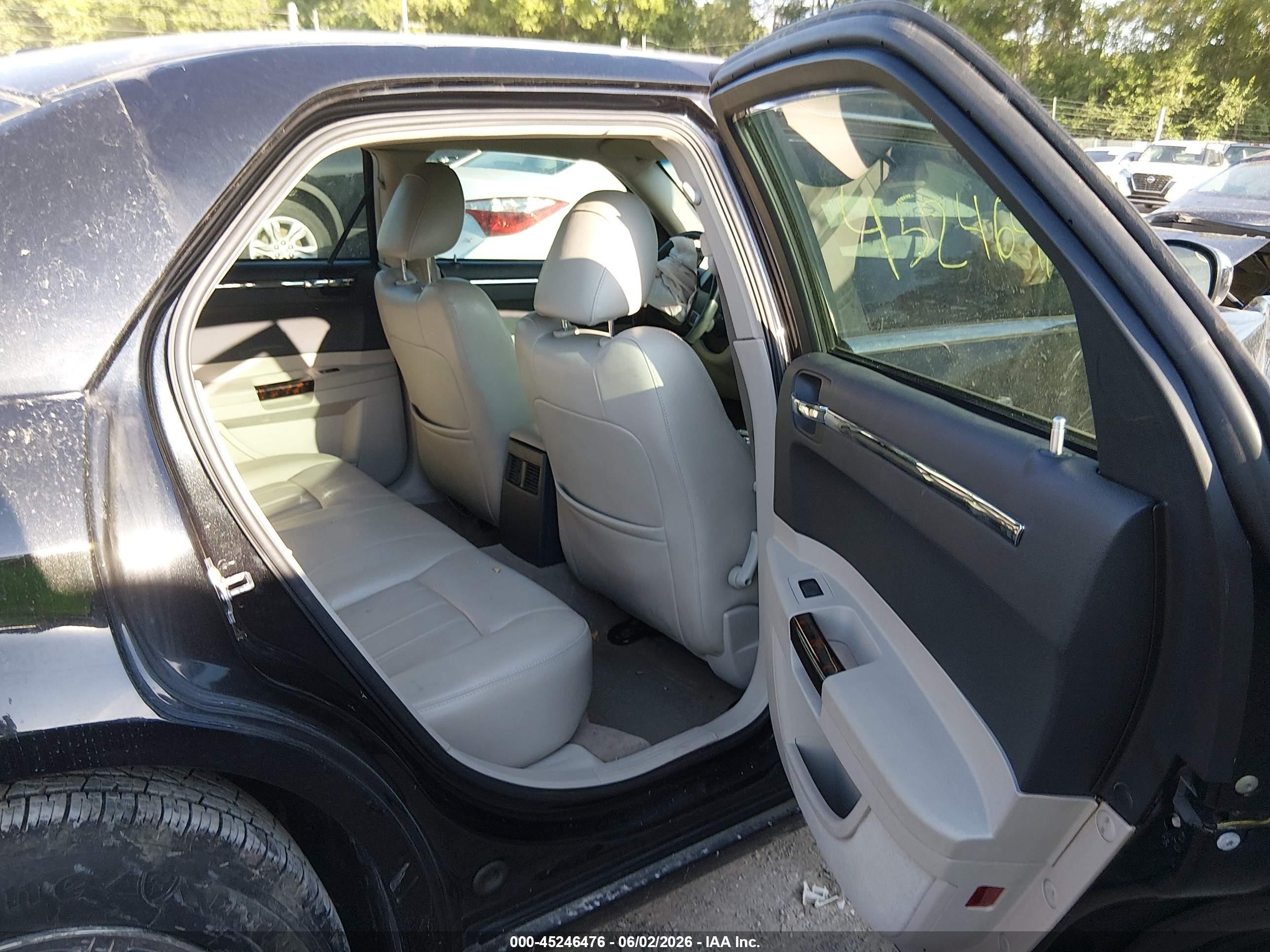 2007 Chrysler 300c Black vin: 2C3KA63HX7H774874