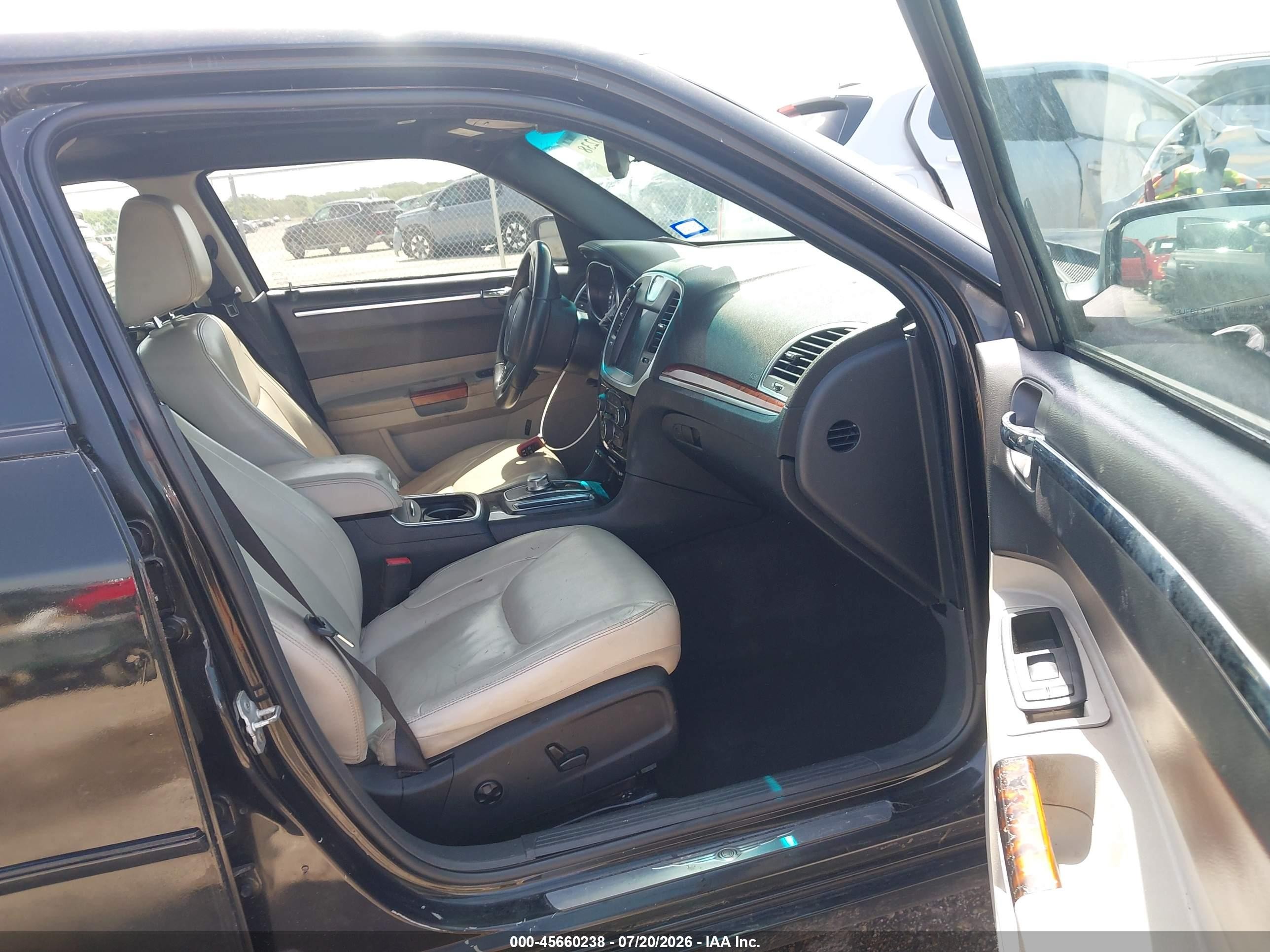 2007 Chrysler 300c   Черный vin: 2C3KA63HX7H884520