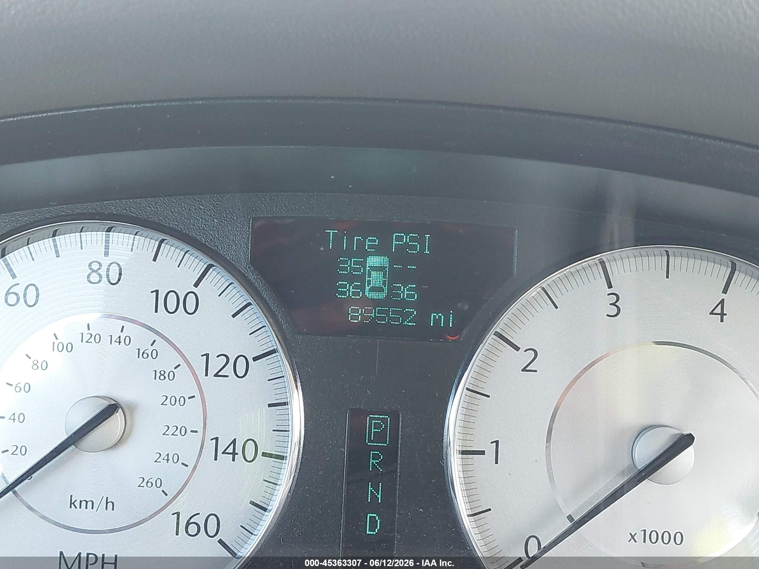2008 Chrysler 300c Hemi Cream vin: 2C3KA63HX8H131944
