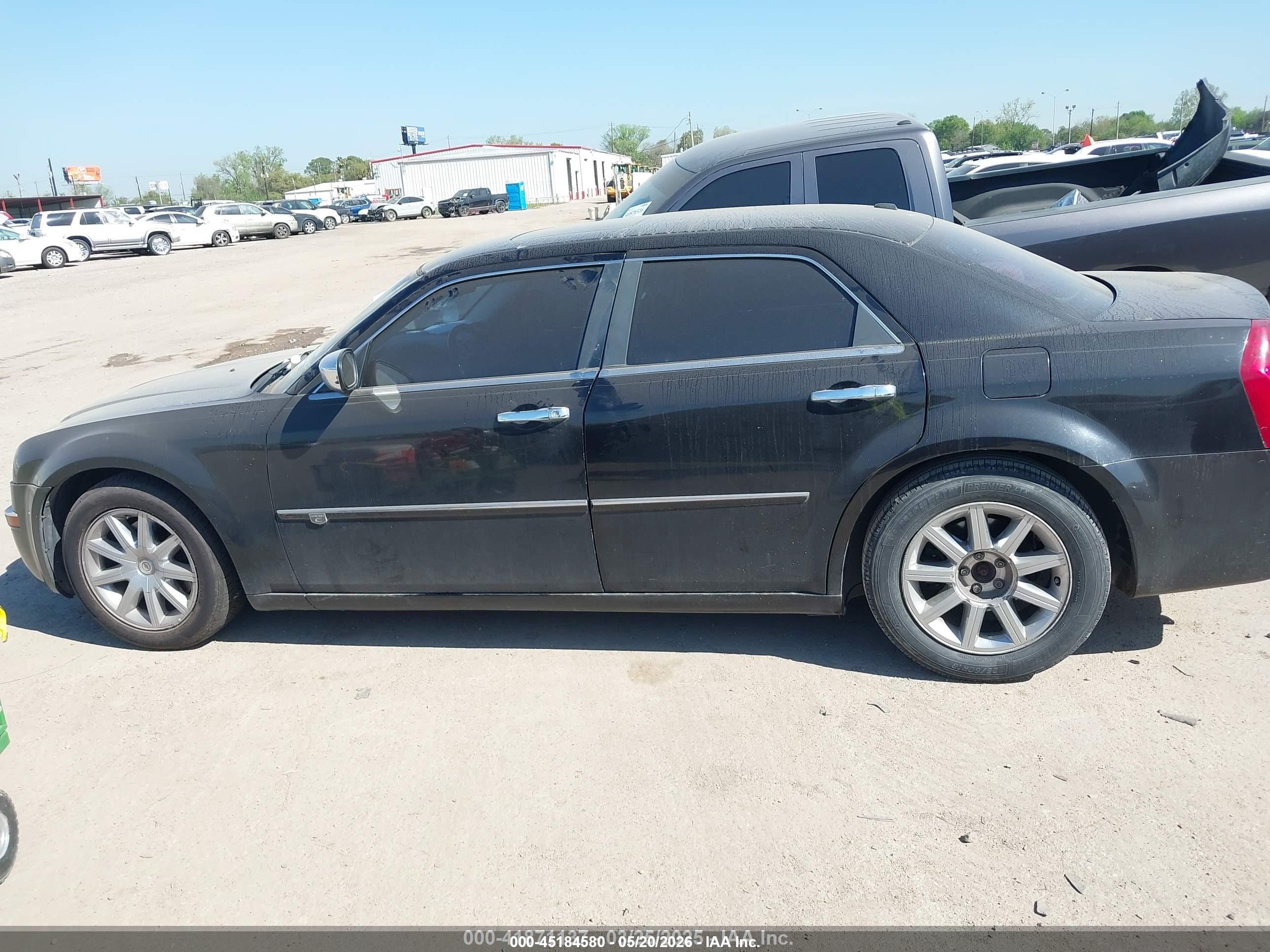 2009 Chrysler 300c Hemi Black vin: 2C3KA63T19H580905