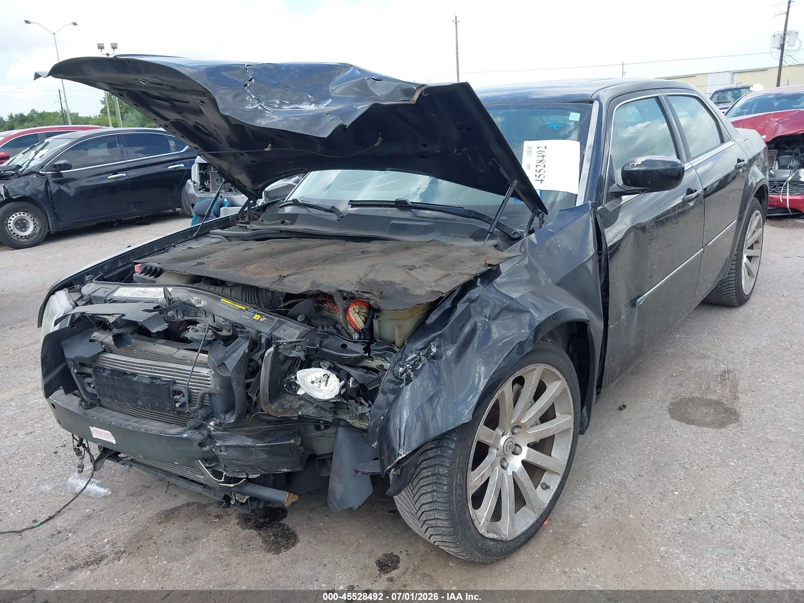 2006 Chrysler 300c Srt8 Черный vin: 2C3KA73W56H101252