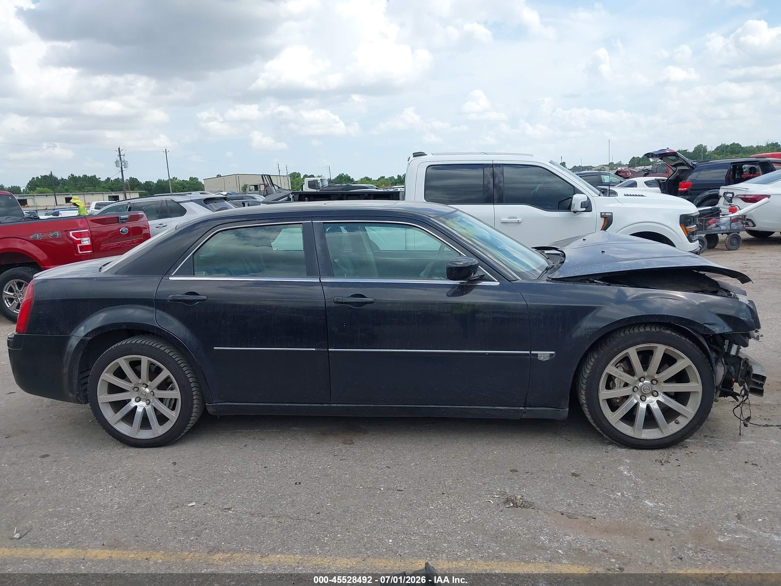 2006 Chrysler 300c Srt8 Черный vin: 2C3KA73W56H101252