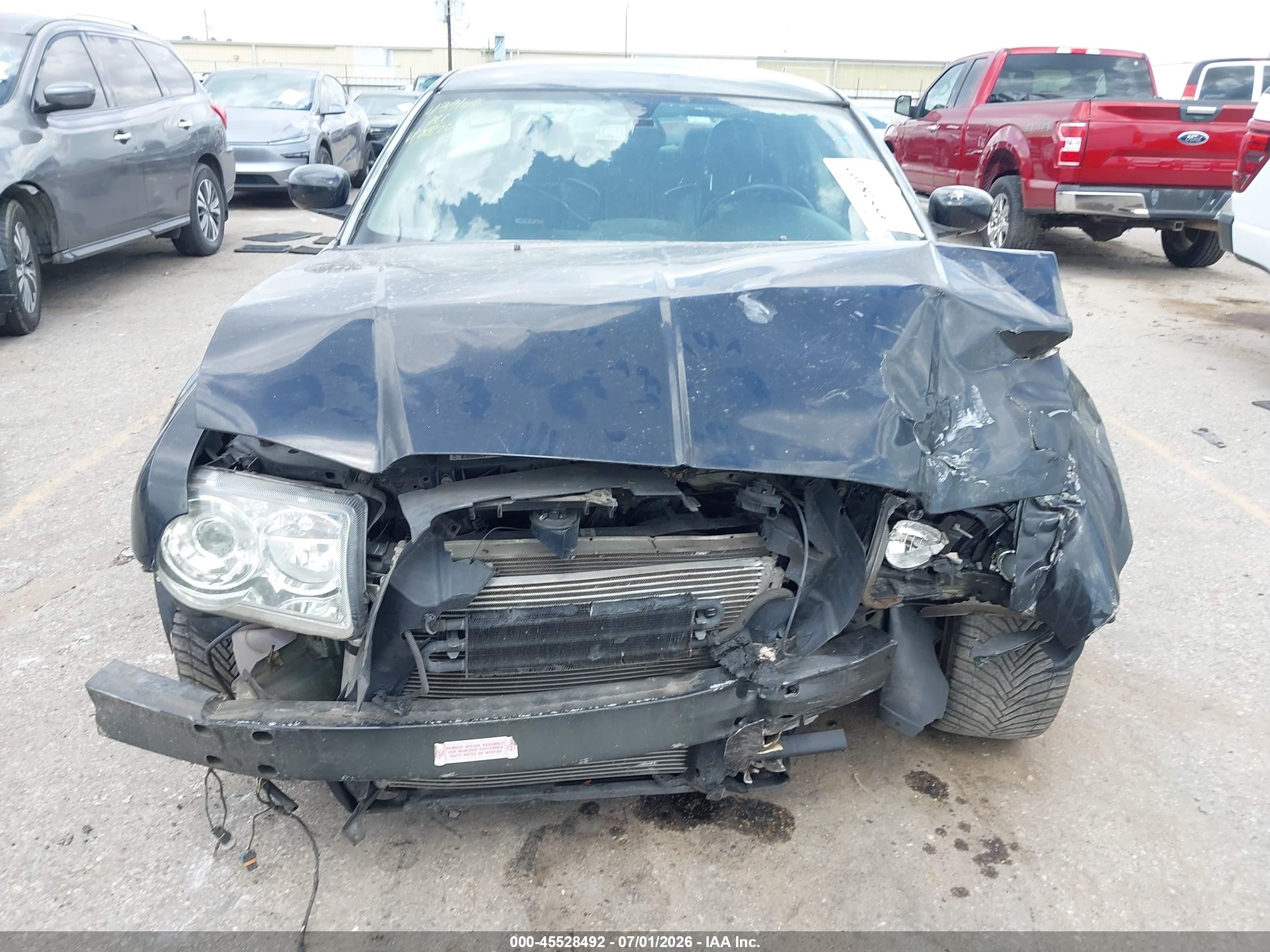 2006 Chrysler 300c Srt8 Черный vin: 2C3KA73W56H101252