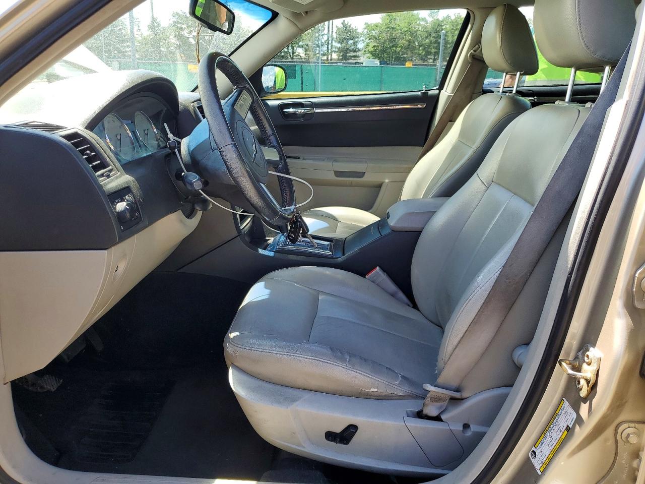 2006 Chrysler 300 Touring Gold vin: 2C3KK53G16H149227