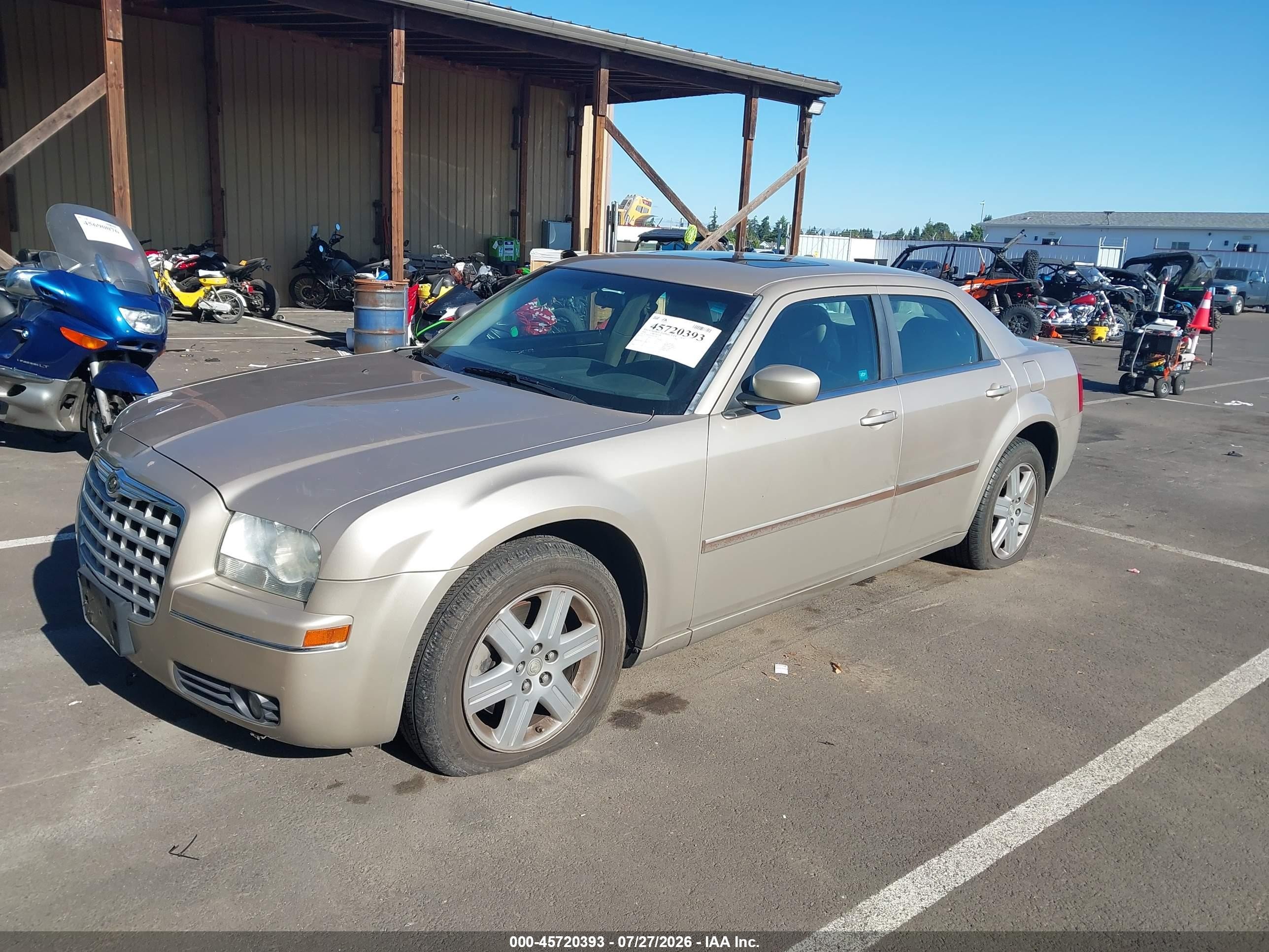 2006 Chrysler 300 Touring Gold vin: 2C3KK53G26H539477