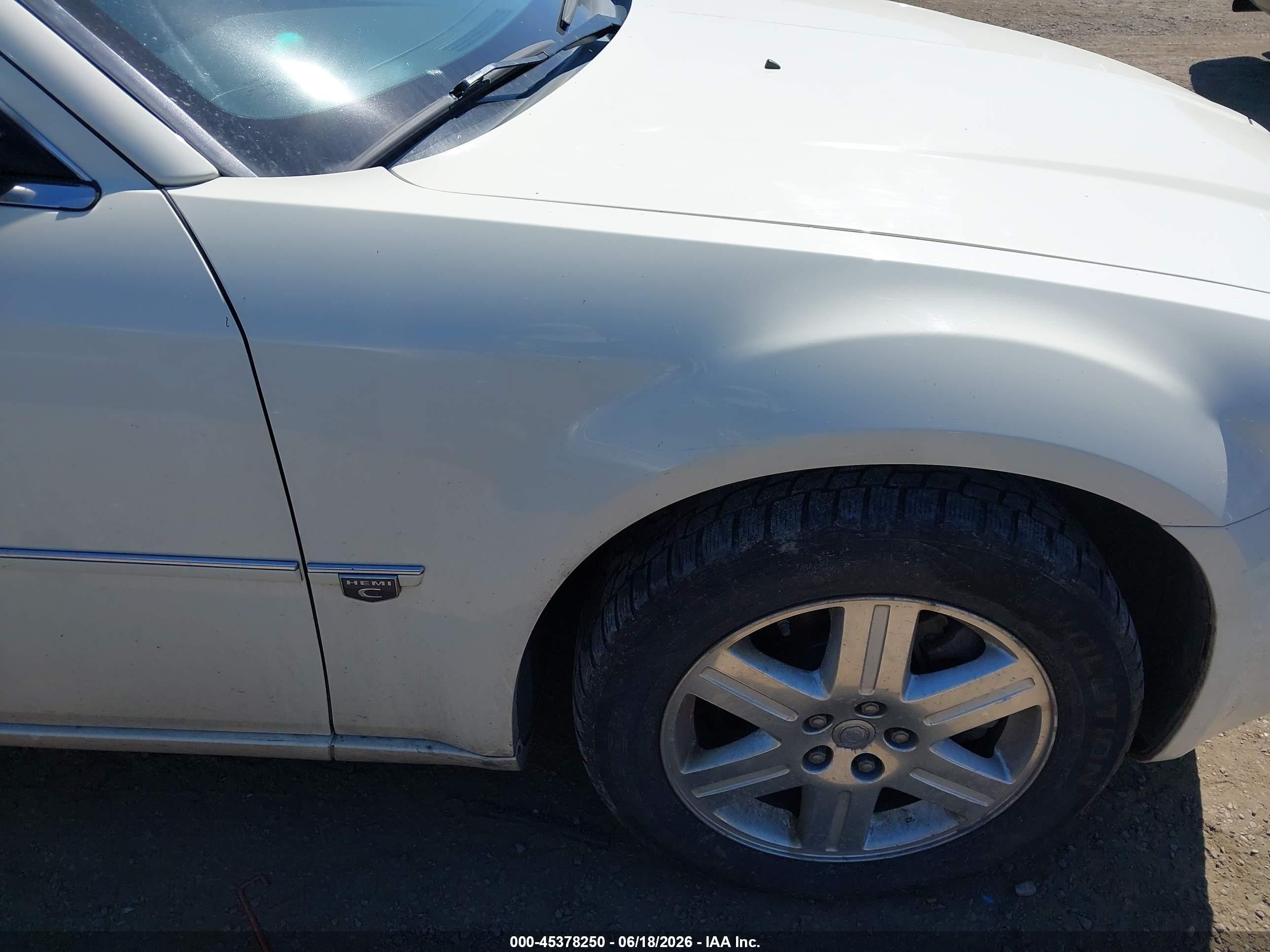 2006 Chrysler 300c   Cream vin: 2C3KK63H86H434439
