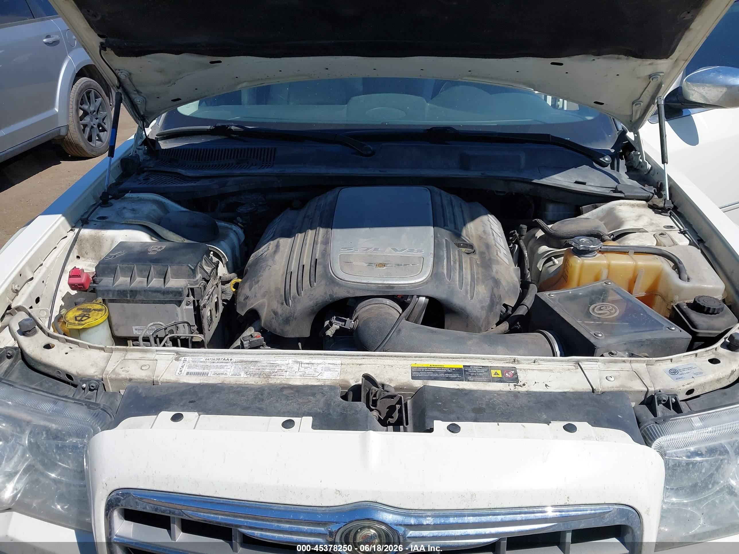 2006 Chrysler 300c   Cream vin: 2C3KK63H86H434439
