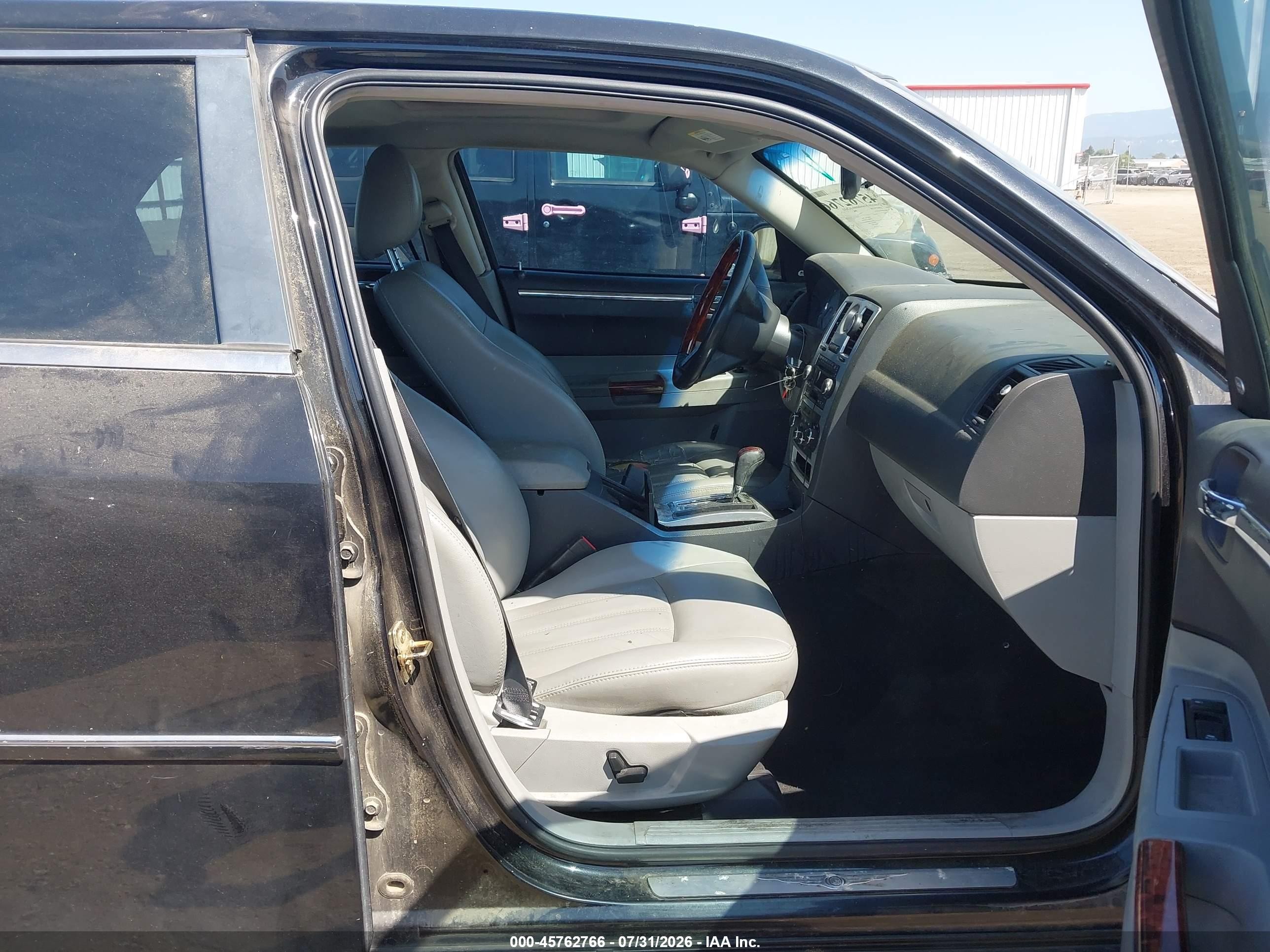 2006 Chrysler 300c   Black vin: 2C3KK63H96H424910