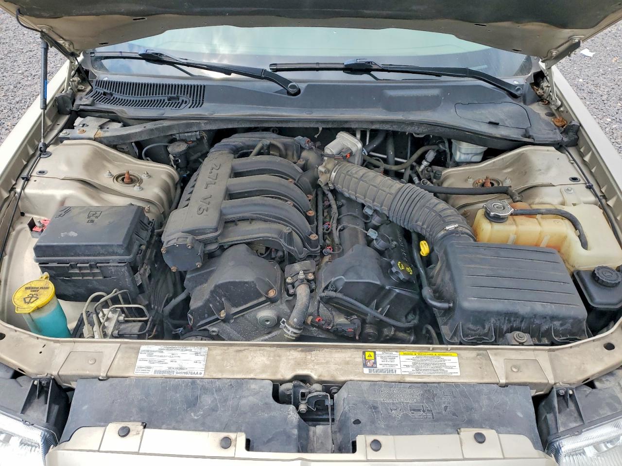 2008 Chrysler 300 Lx Beige vin: 2C3LA43R08H135986