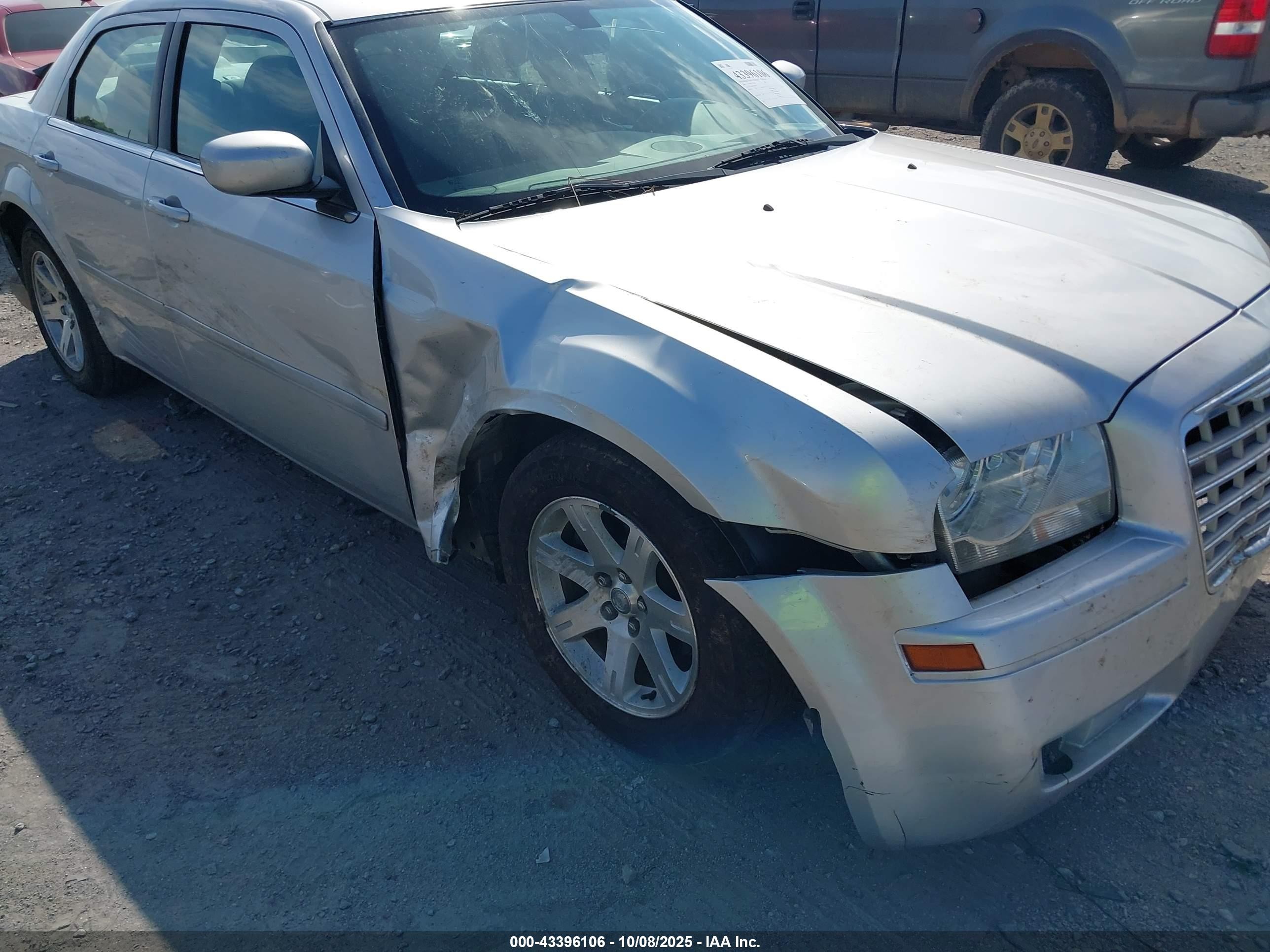 2006 Chrysler 300 Silver vin: 2C3LA43R26H514257
