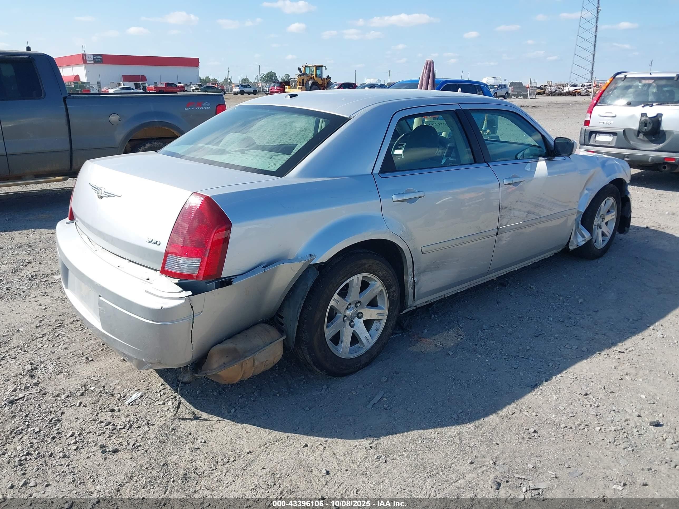 2006 Chrysler 300 Silver vin: 2C3LA43R26H514257
