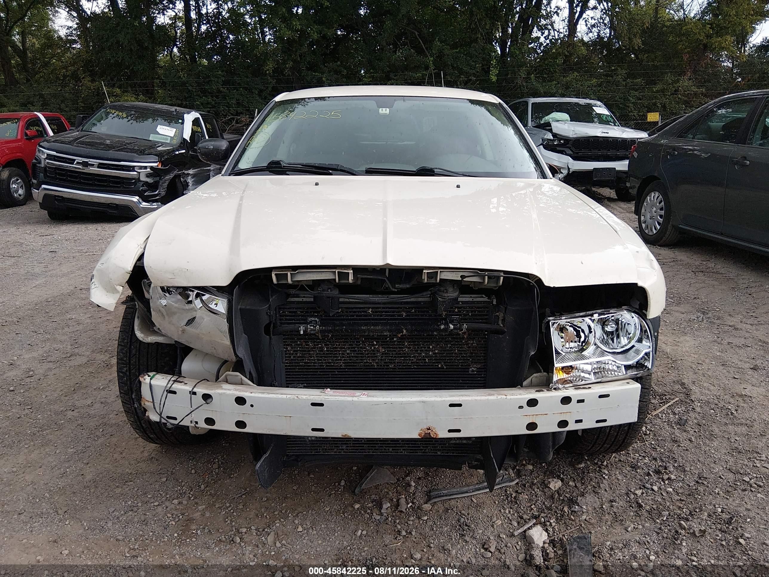 2008 Chrysler 300 Lx White vin: 2C3LA43R88H273050