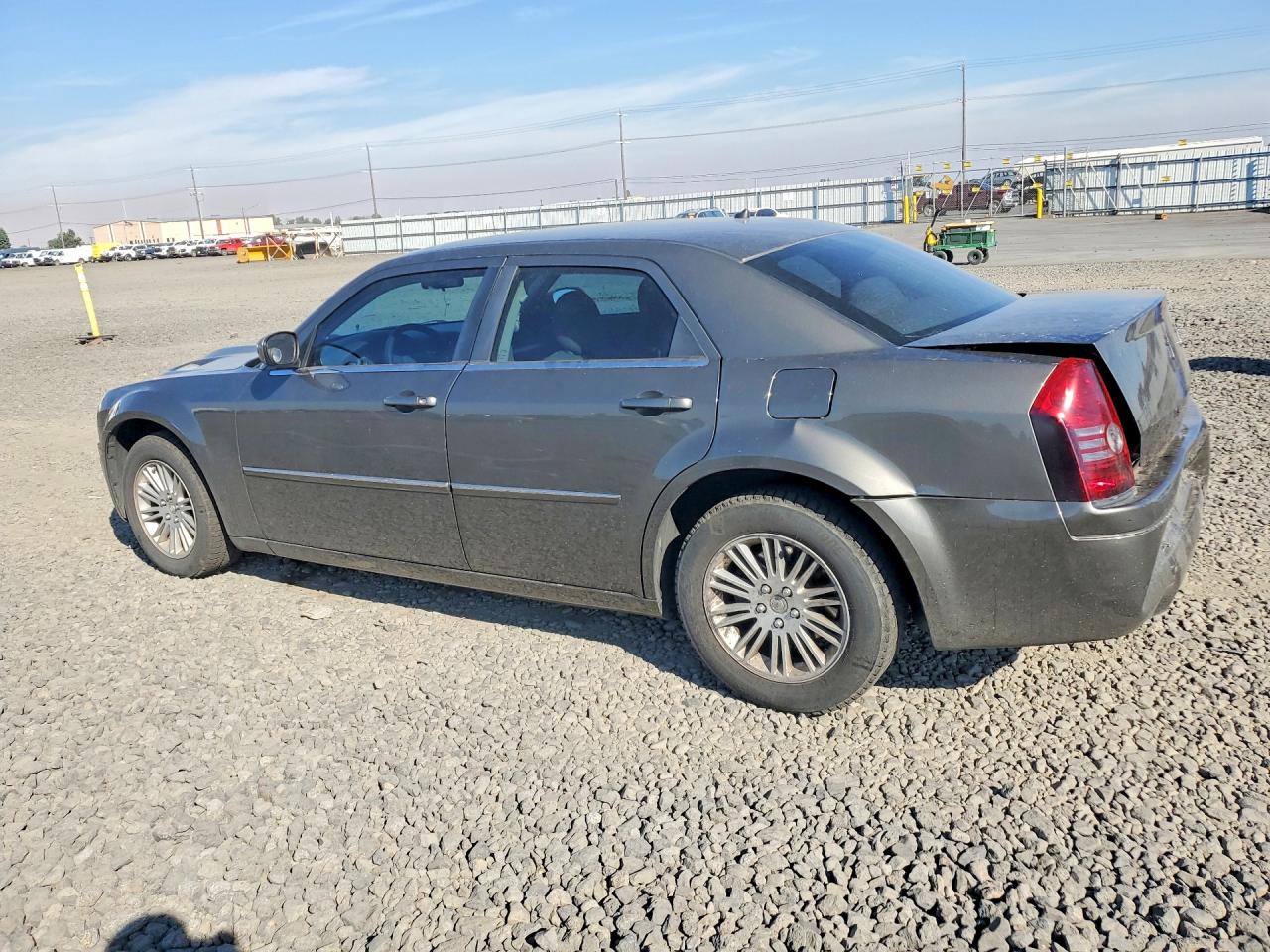 2008 Chrysler 300 Lx Tan vin: 2C3LA43R98H126395