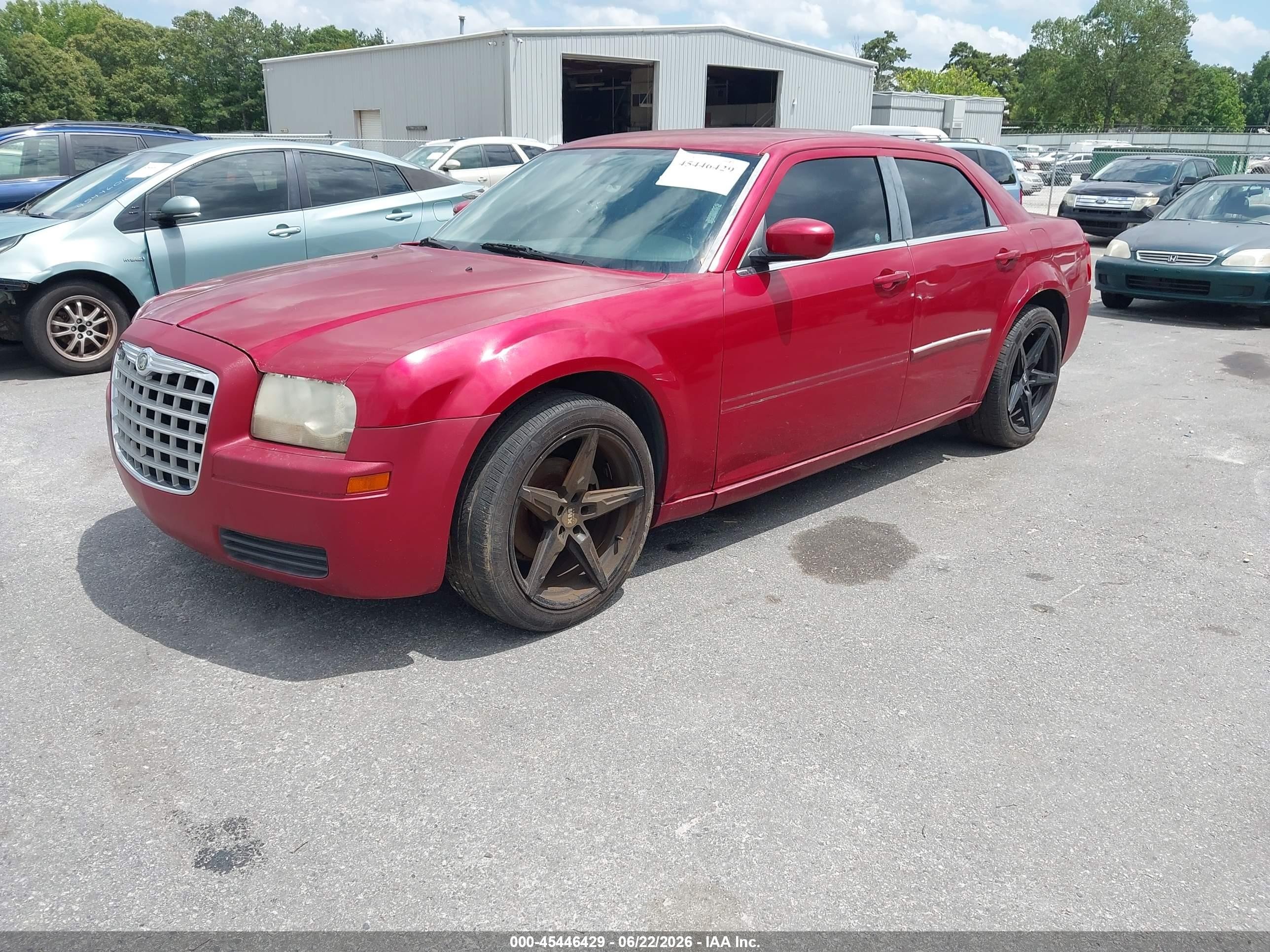2007 Chrysler 300   Red vin: 2C3LA43RX7H697635