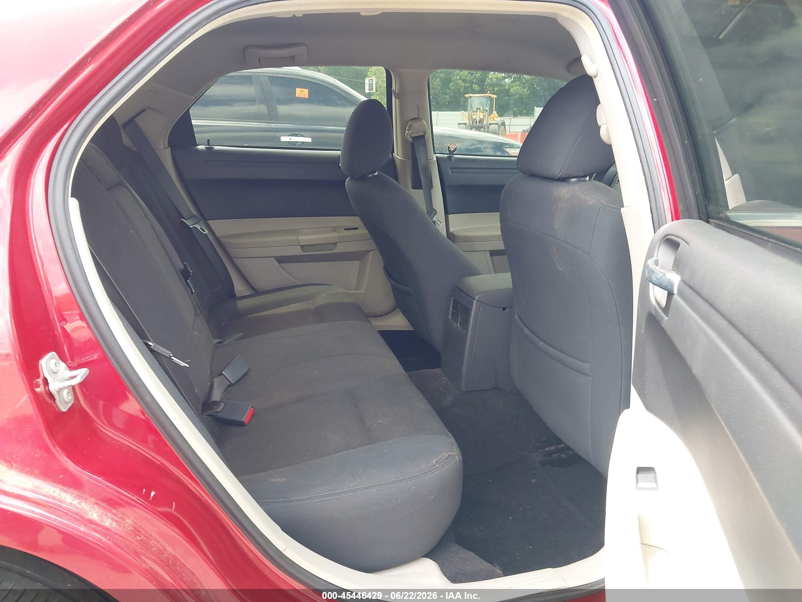 2007 Chrysler 300   Red vin: 2C3LA43RX7H697635
