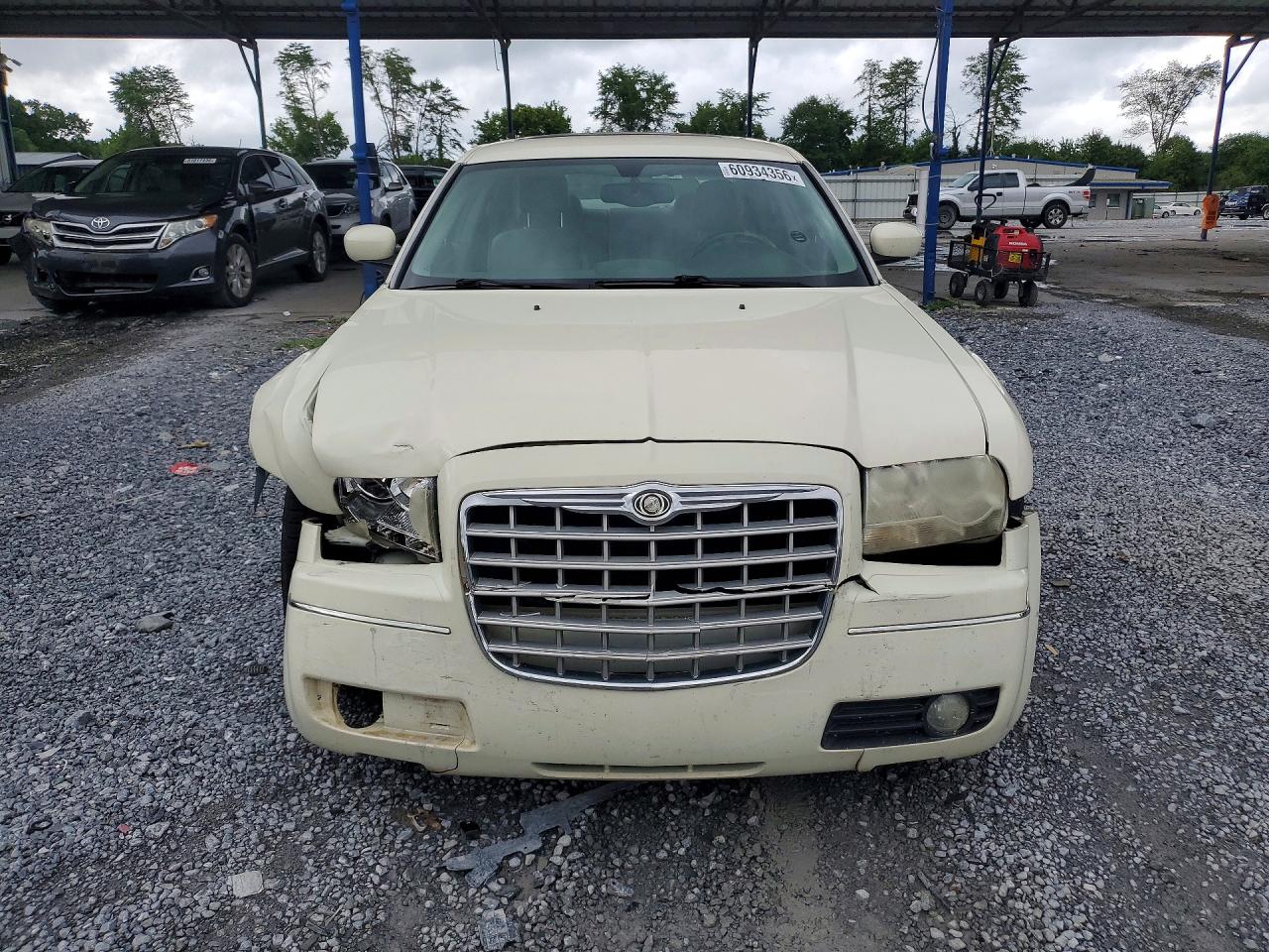 2006 Chrysler 300 Touring Cream vin: 2C3LA53G16H106949
