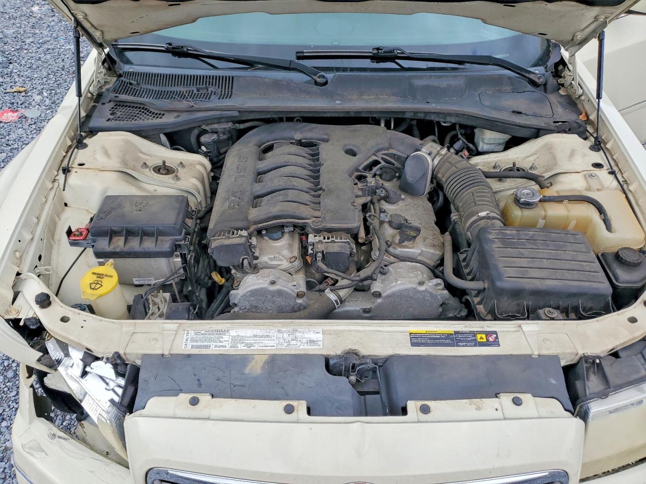 2006 Chrysler 300 Touring Cream vin: 2C3LA53G16H106949