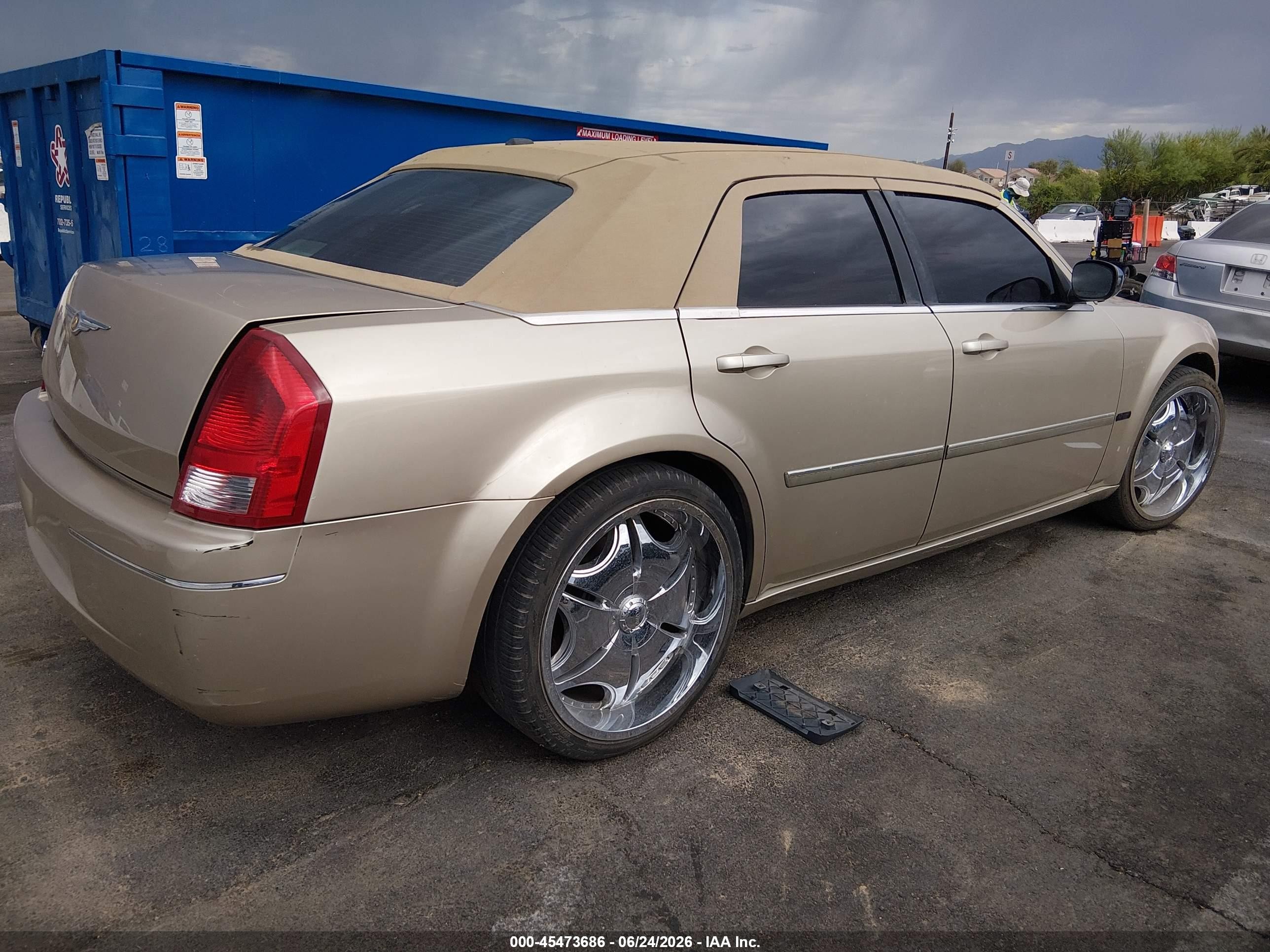 2006 Chrysler 300 Touring Бежевый vin: 2C3LA53G16H400335
