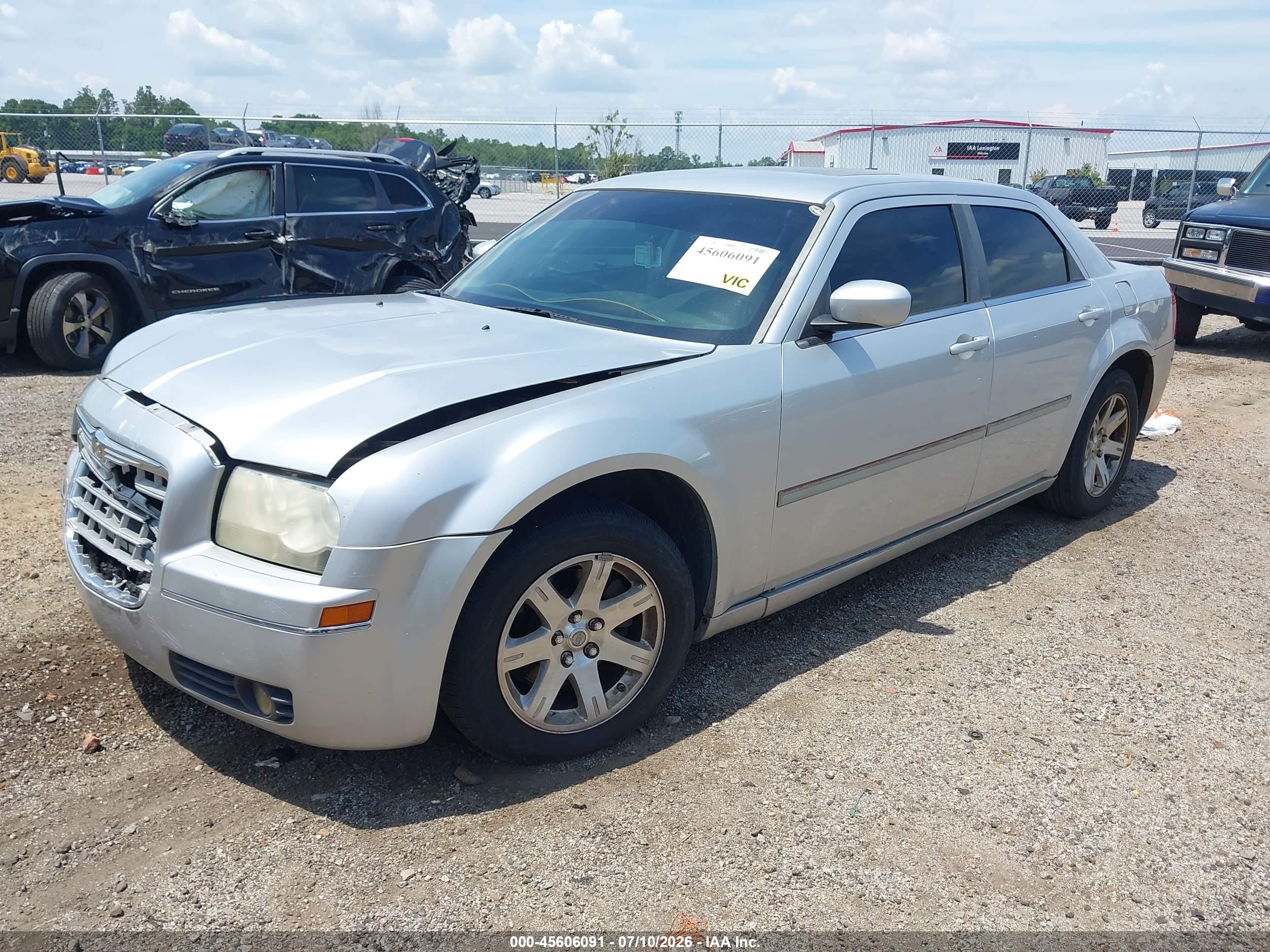 2006 Chrysler 300 Touring Silver vin: 2C3LA53G46H186635