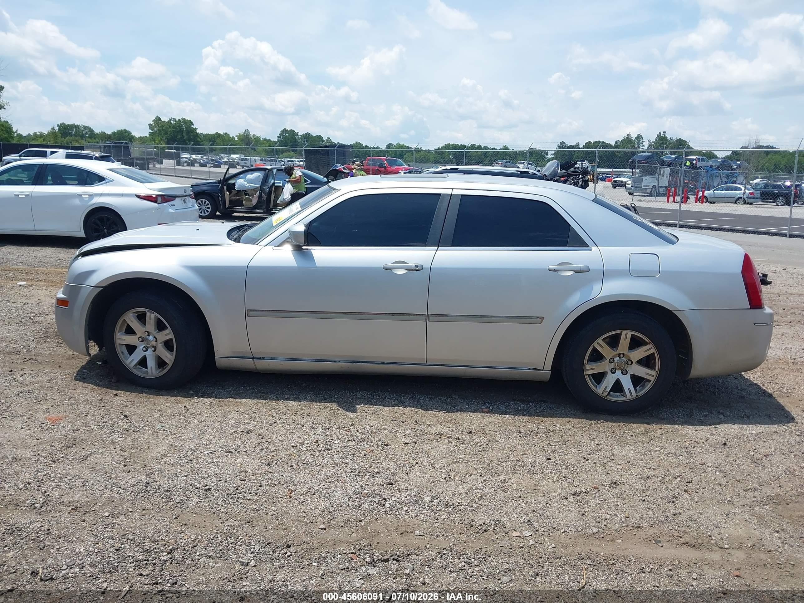 2006 Chrysler 300 Touring Silver vin: 2C3LA53G46H186635
