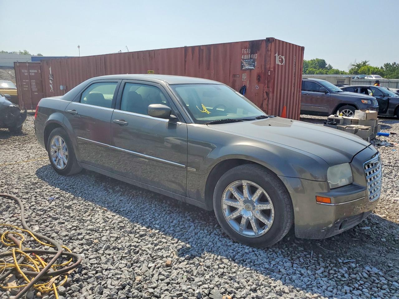 2008 Chrysler 300 Touring Желто-коричневый vin: 2C3LA53G88H223012
