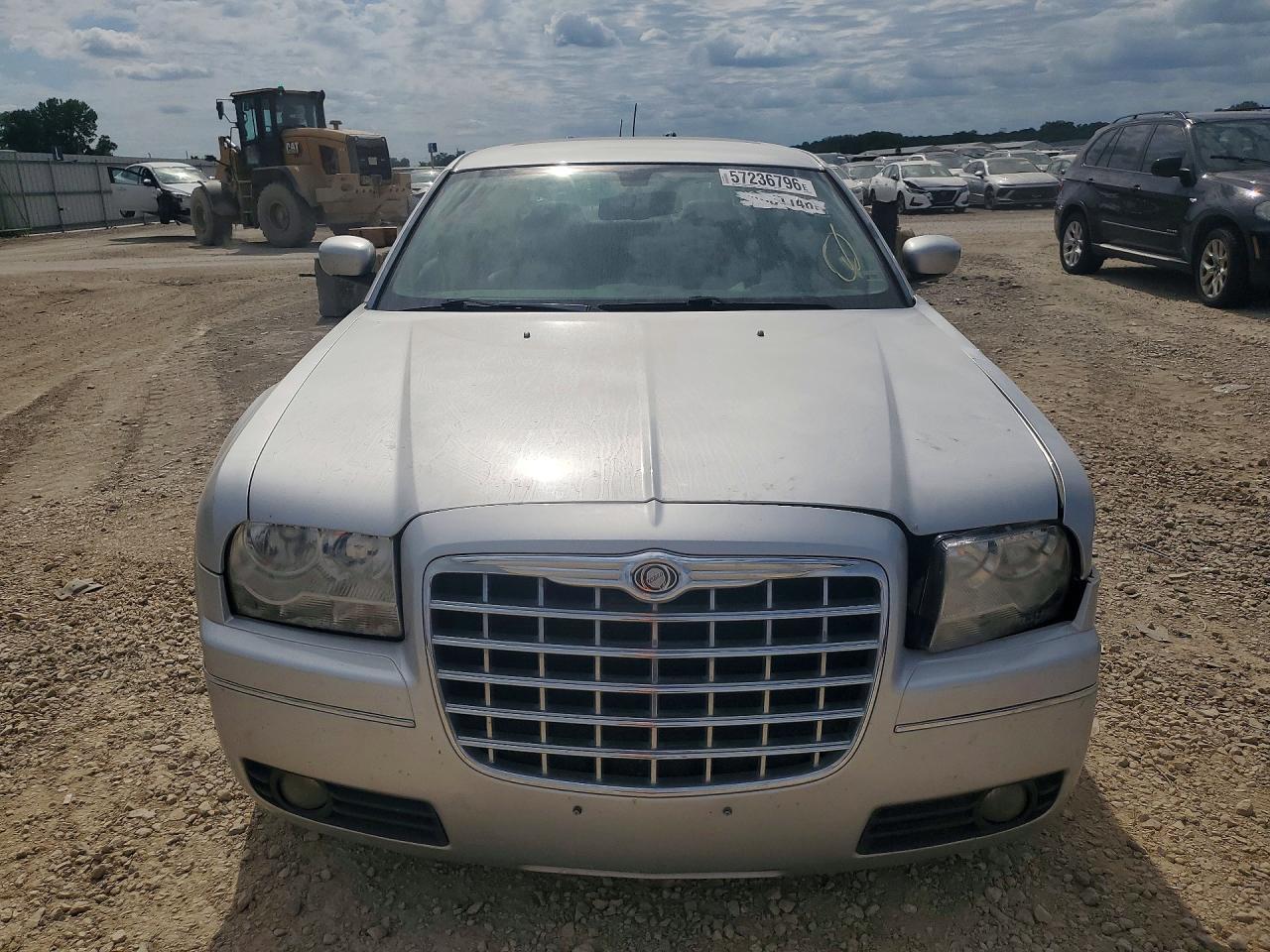 2008 Chrysler 300 Touring Белый vin: 2C3LA53G98H225271