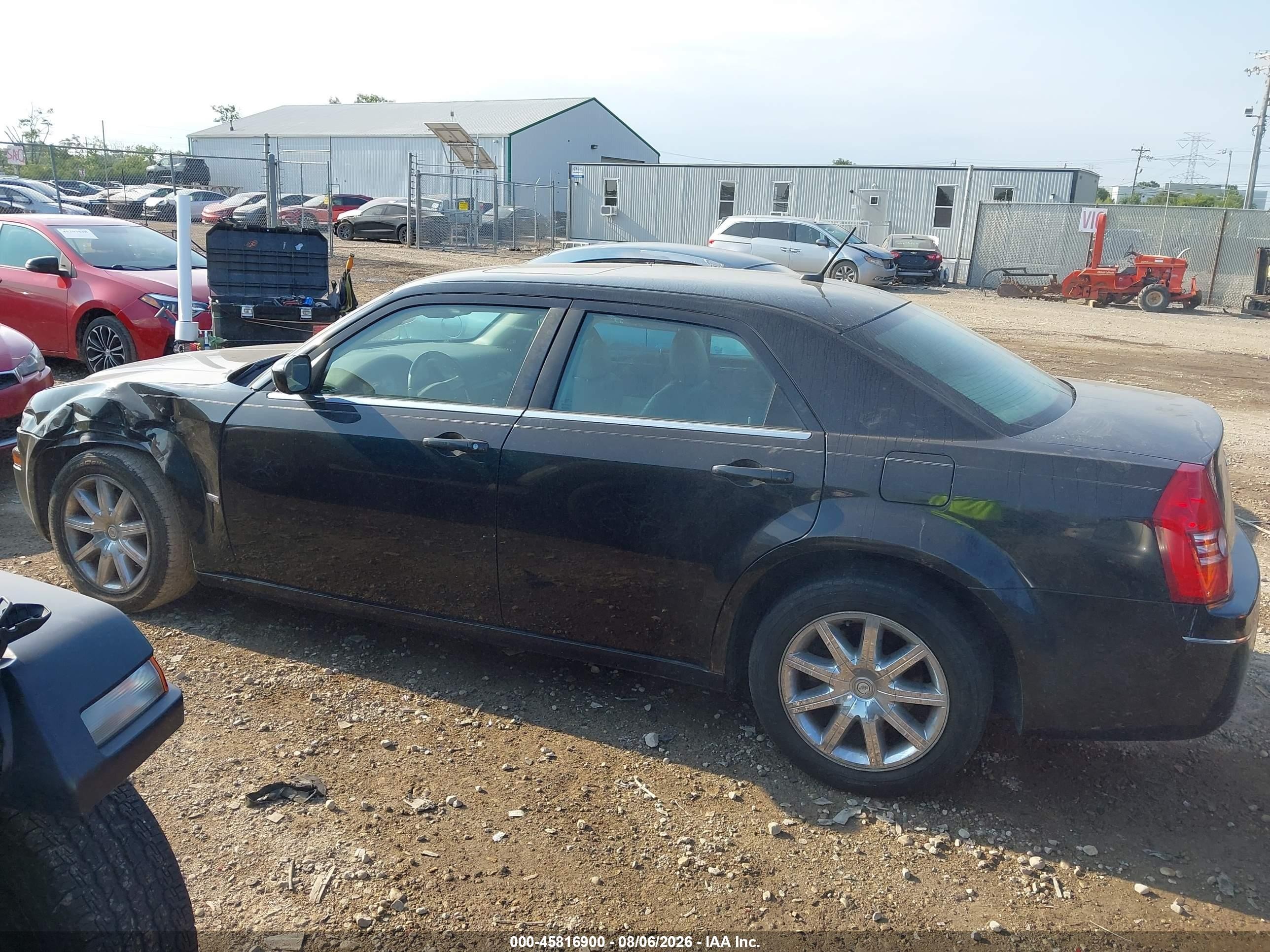 2008 Chrysler 300 Touring Black vin: 2C3LA53G98H238022