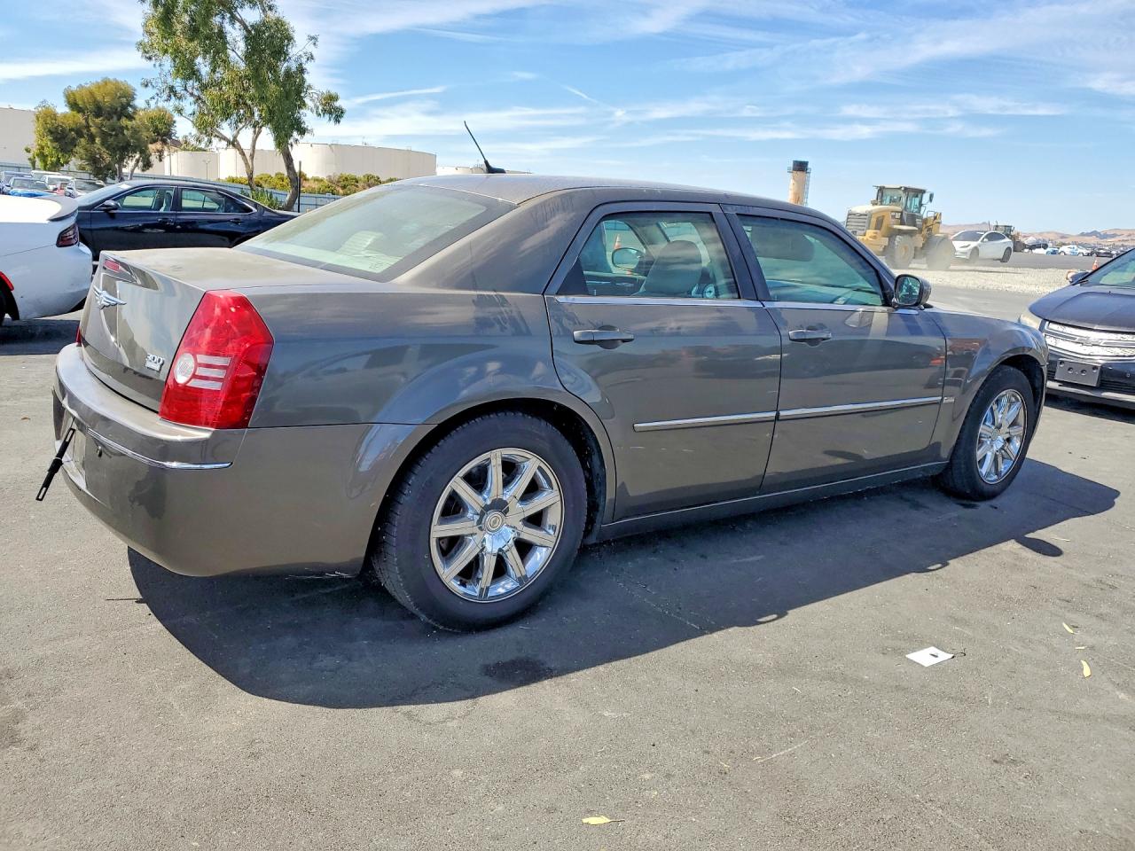 2008 Chrysler 300 Touring Коричневый vin: 2C3LA53GX8H165422