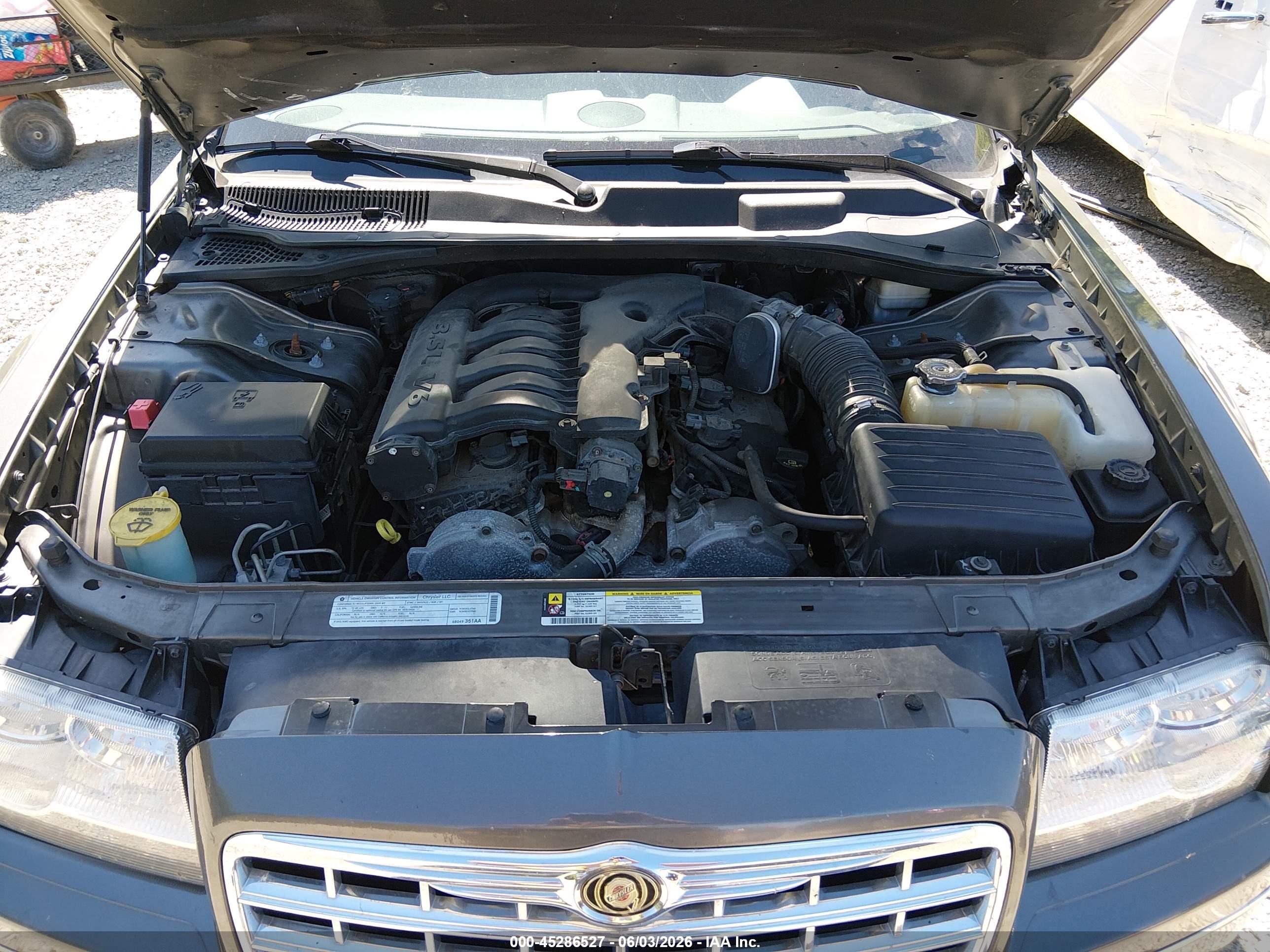 2009 Chrysler 300 Touring Gray vin: 2C3LA53V79H575174