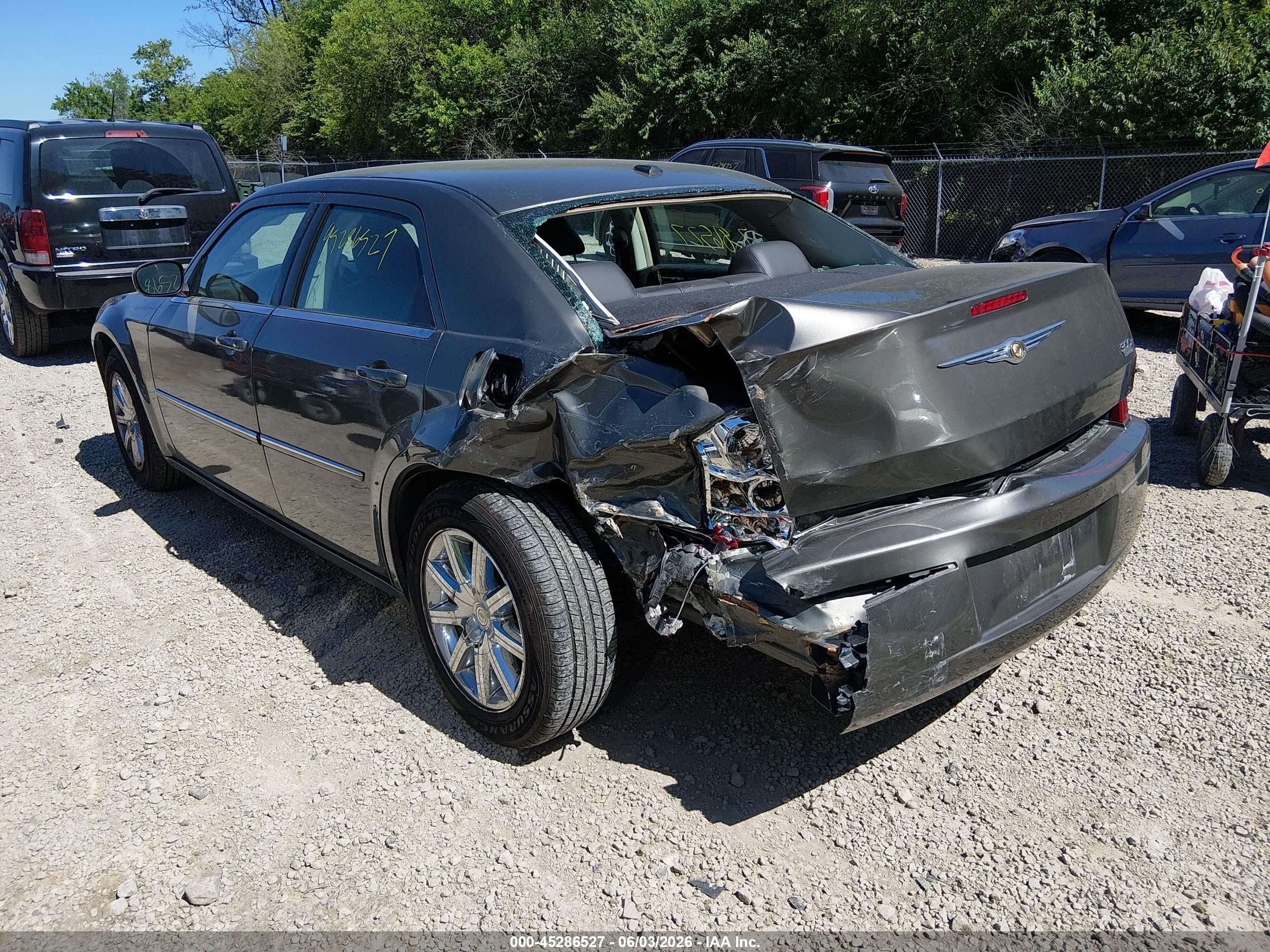 2009 Chrysler 300 Touring Gray vin: 2C3LA53V79H575174