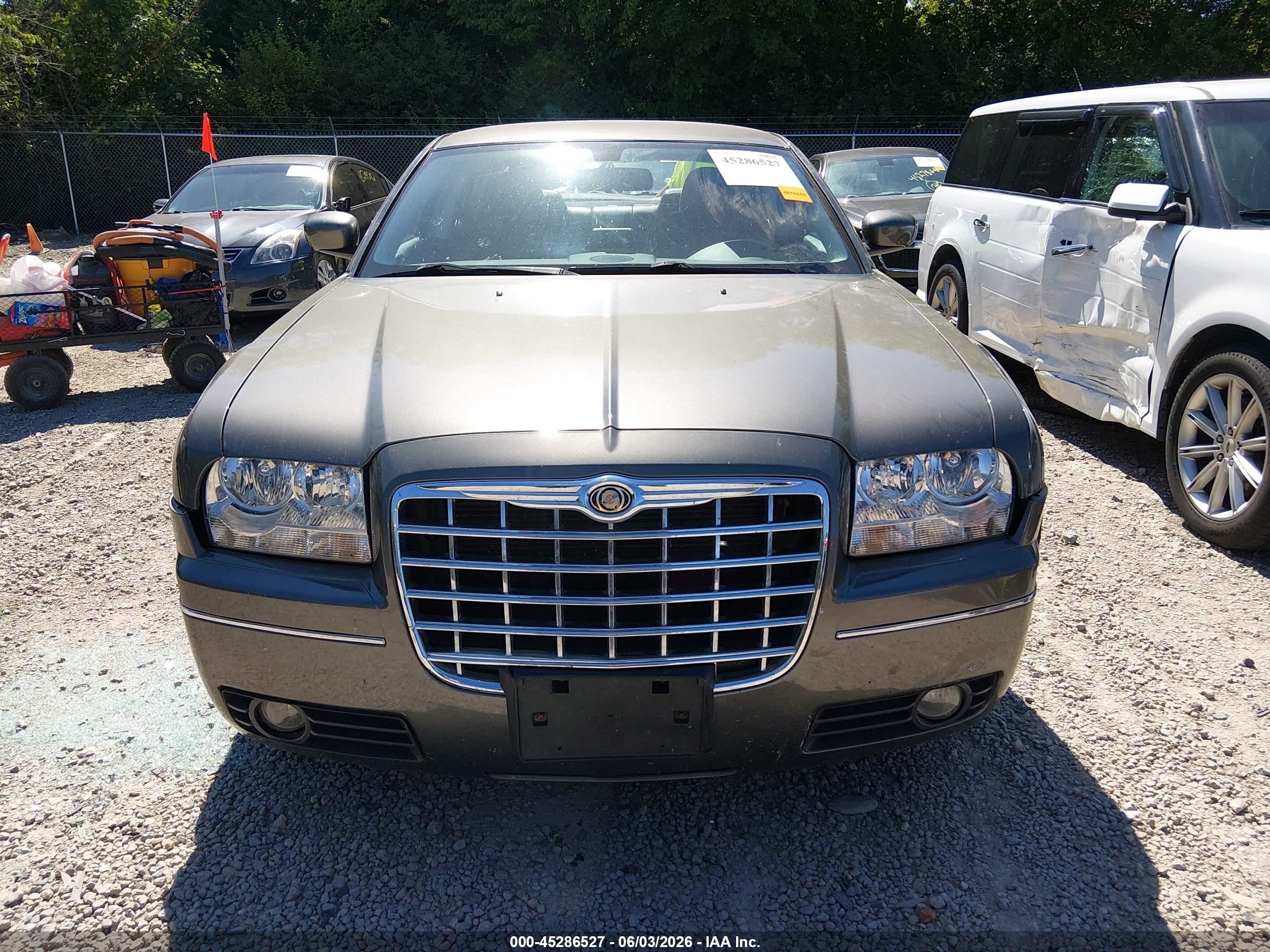 2009 Chrysler 300 Touring Gray vin: 2C3LA53V79H575174