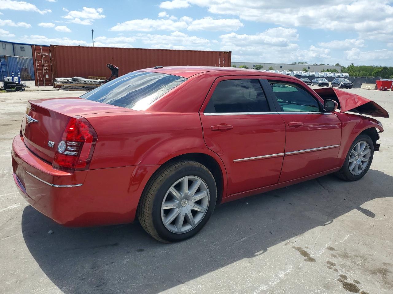 2009 Chrysler 300 Touring Red vin: 2C3LA53V99H555699