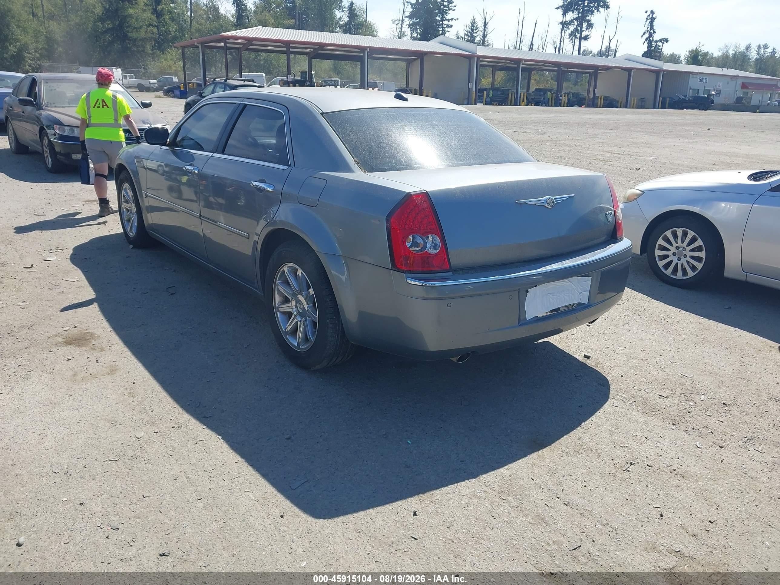 2006 Chrysler 300c   Light Blue vin: 2C3LA63H06H226093