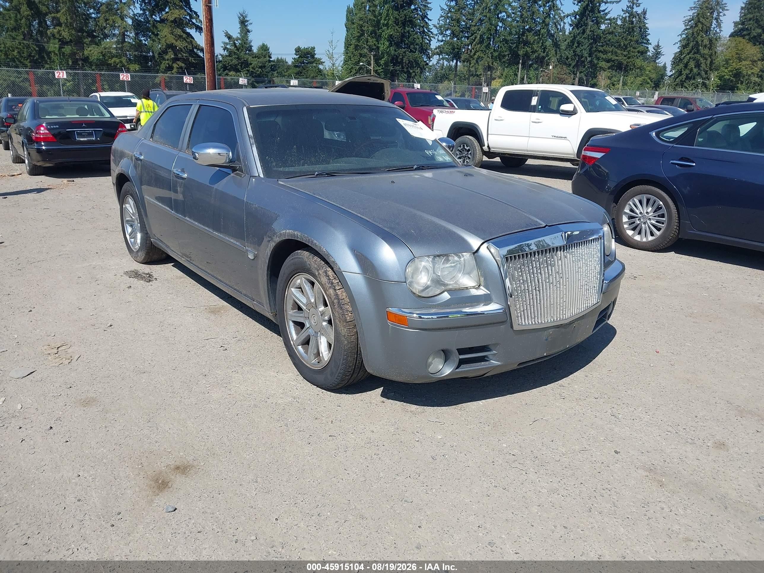 2006 Chrysler 300c   Light Blue vin: 2C3LA63H06H226093