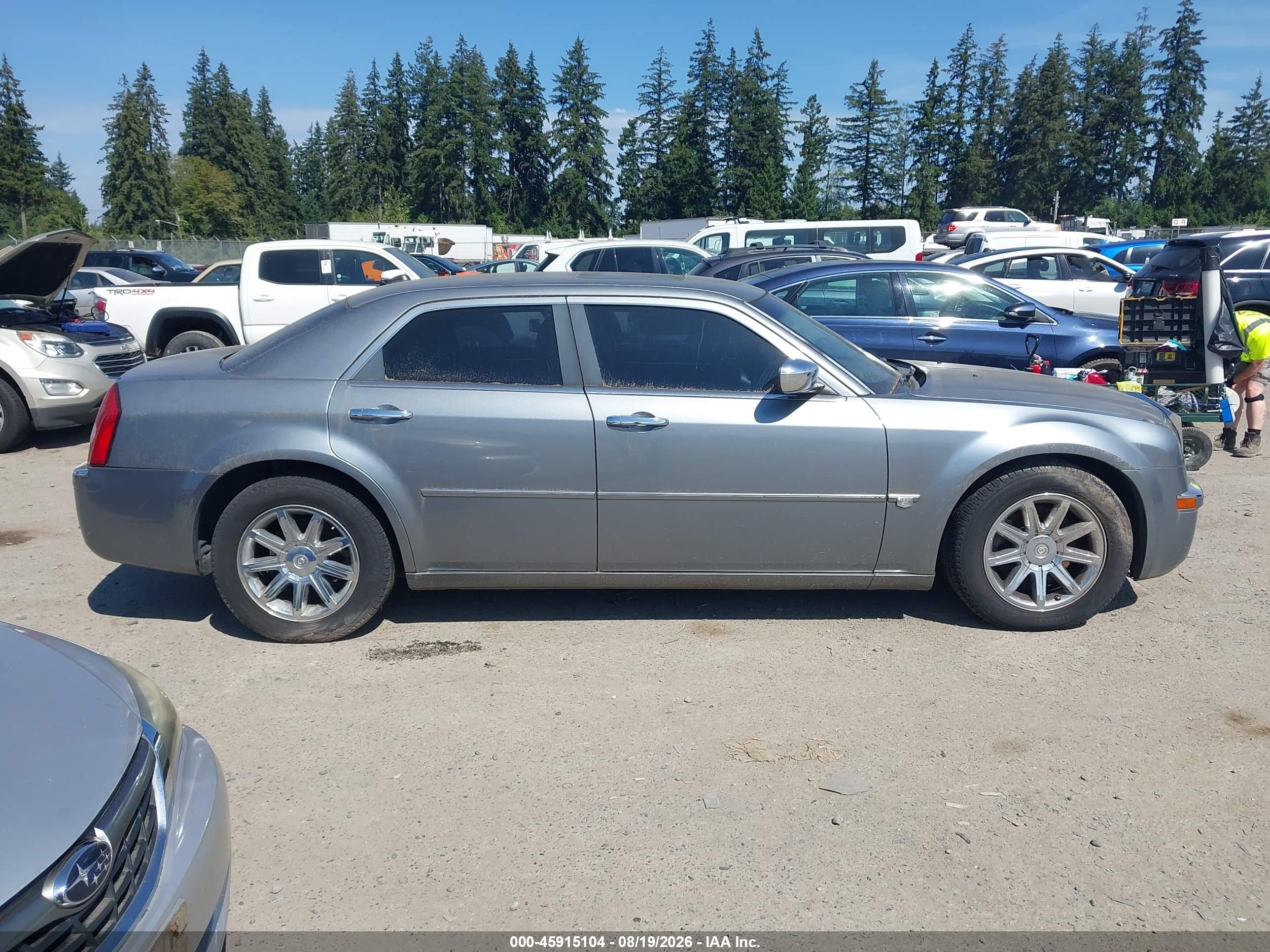 2006 Chrysler 300c   Light Blue vin: 2C3LA63H06H226093