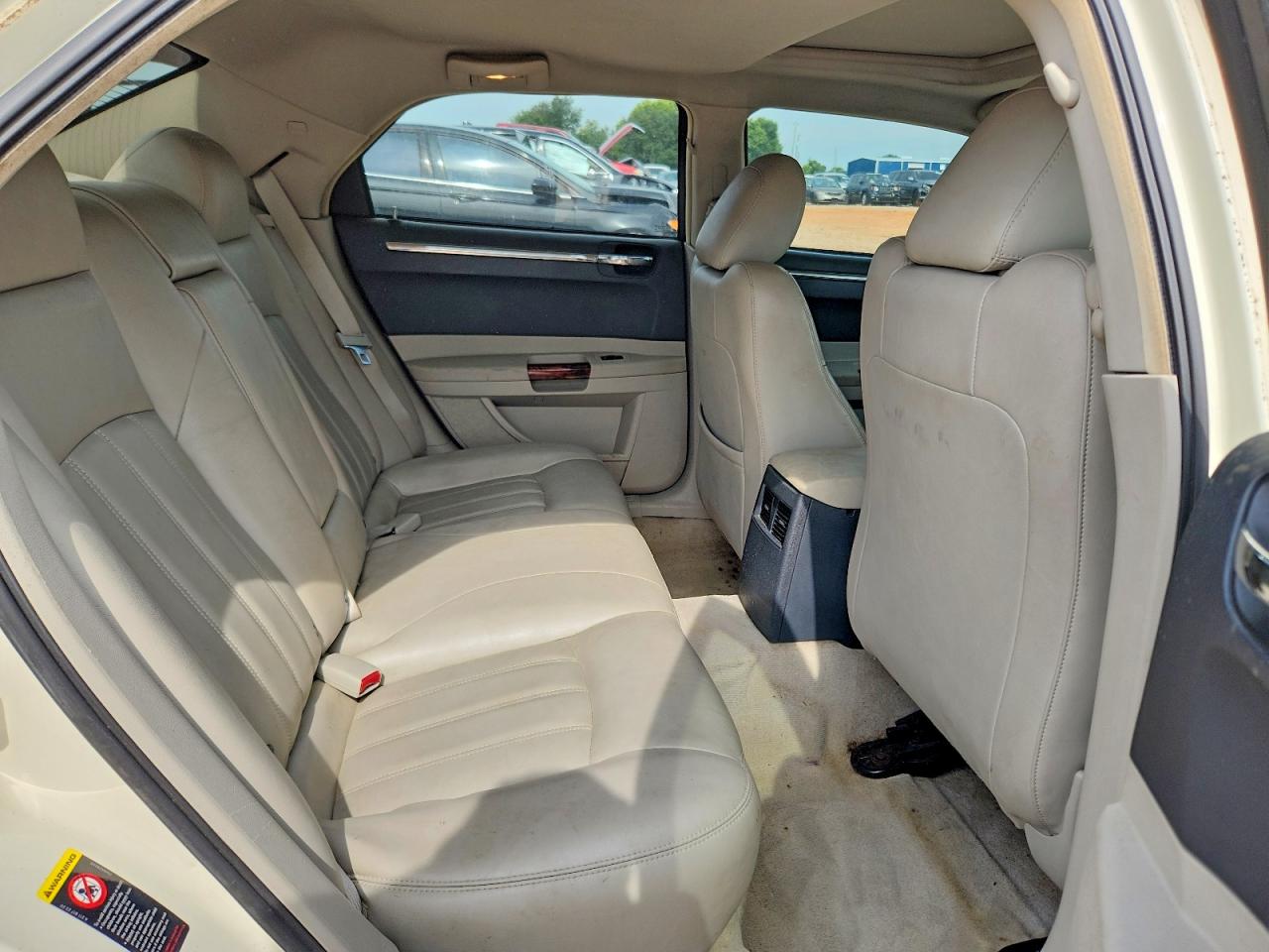 2006 Chrysler 300c Кремовый vin: 2C3LA63H16H112992