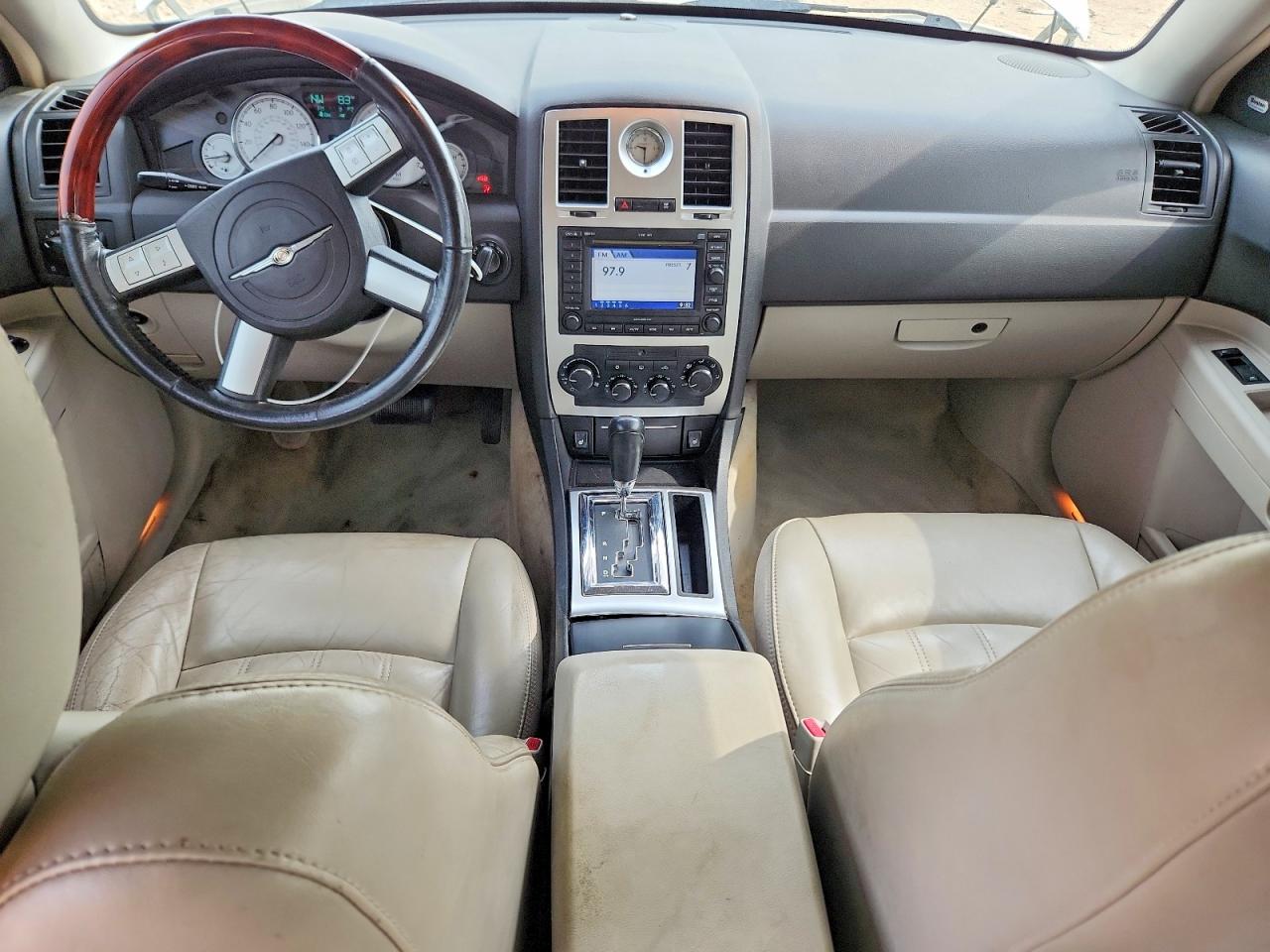 2006 Chrysler 300c Кремовый vin: 2C3LA63H16H112992