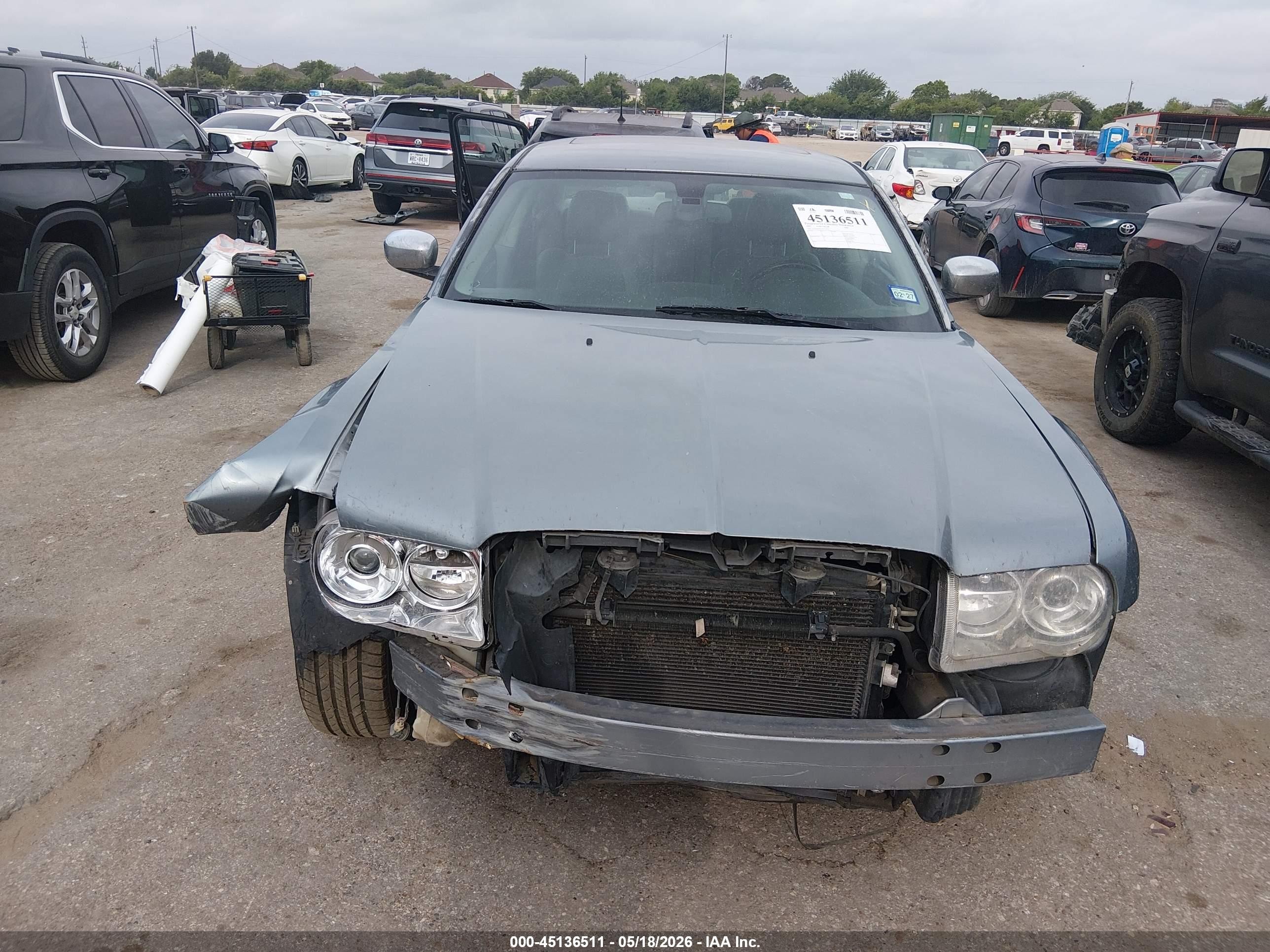 2007 Chrysler 300c   Green vin: 2C3LA63H17H727074