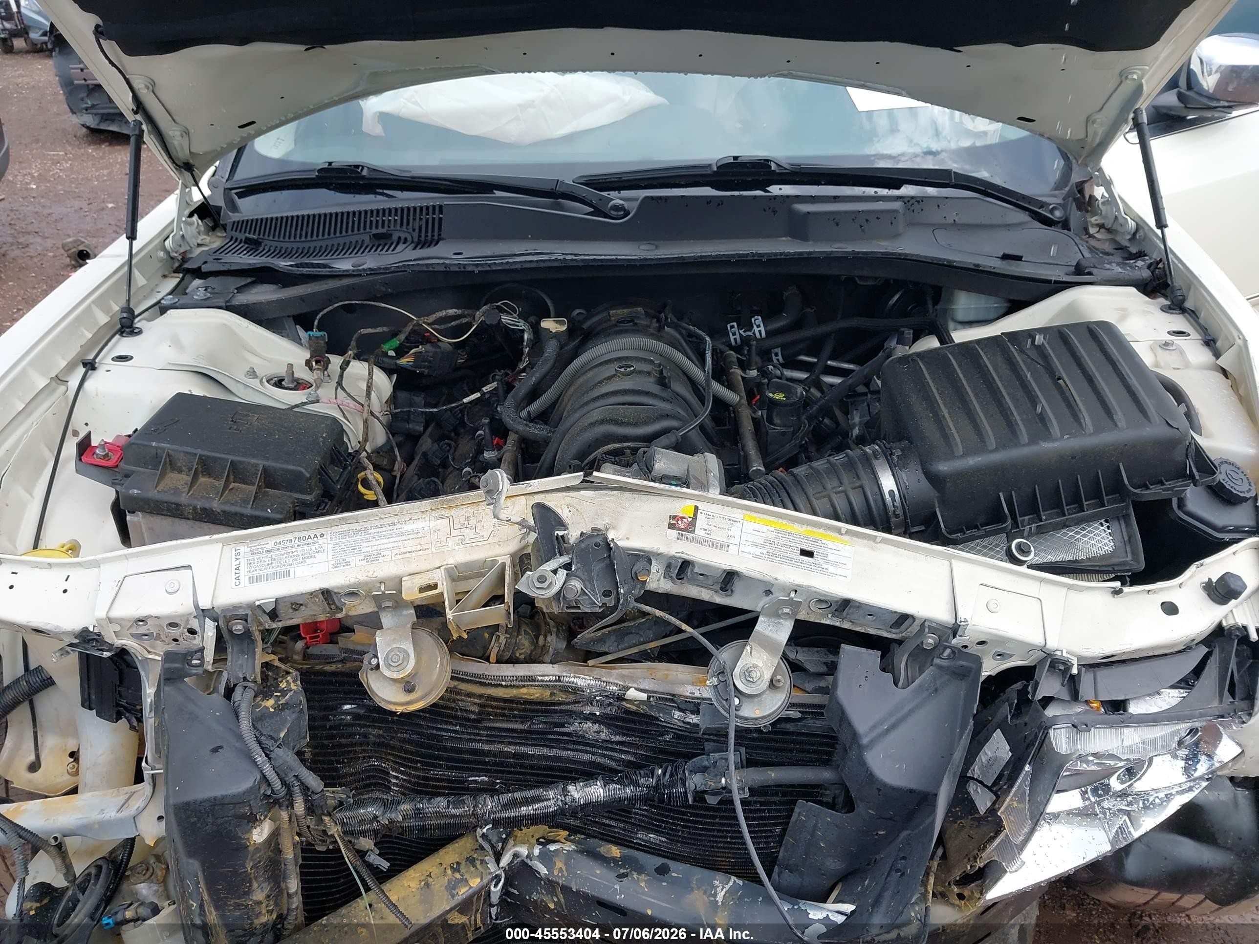 2007 Chrysler 300c   White vin: 2C3LA63H17H855072
