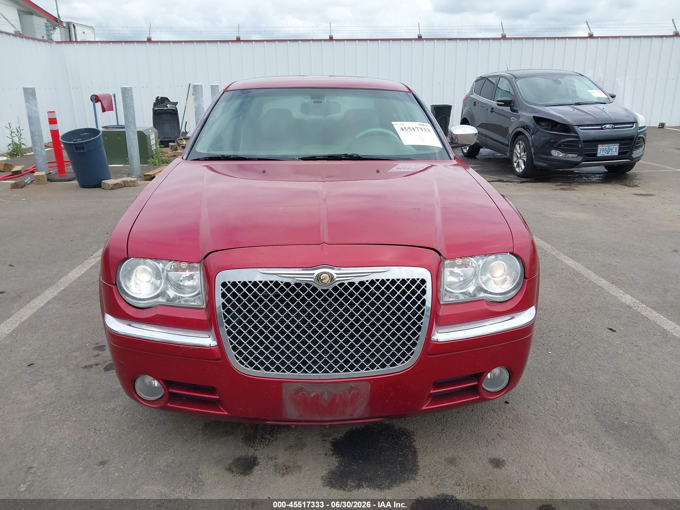 2007 Chrysler 300c   Красный vin: 2C3LA63H27H774470