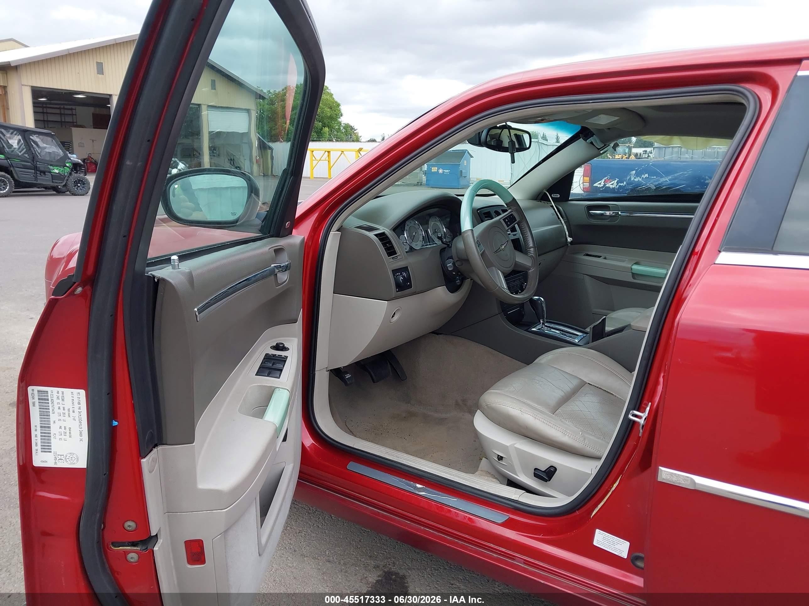 2007 Chrysler 300c   Красный vin: 2C3LA63H27H774470