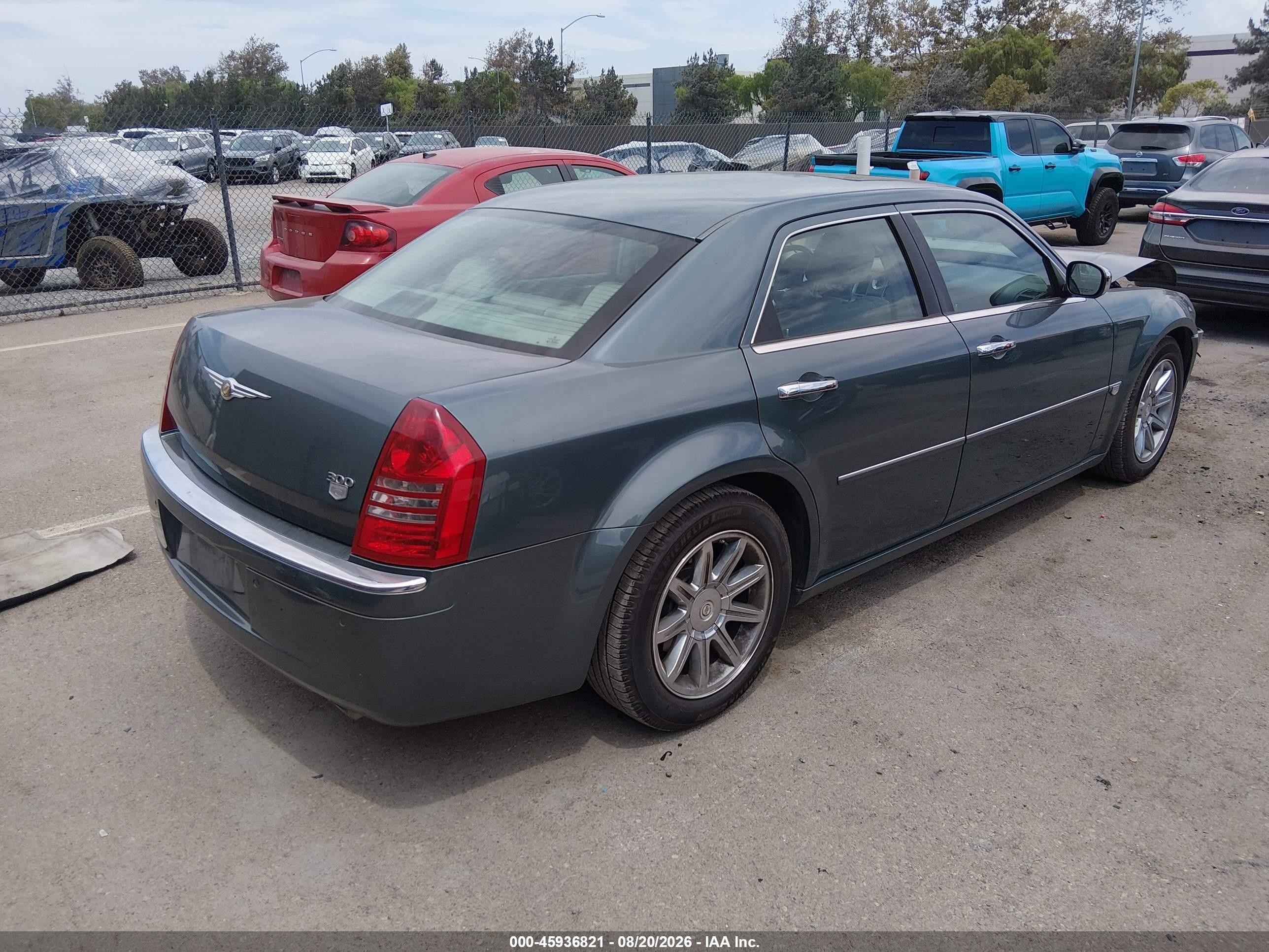 2006 Chrysler 300c   Серый vin: 2C3LA63H36H140678