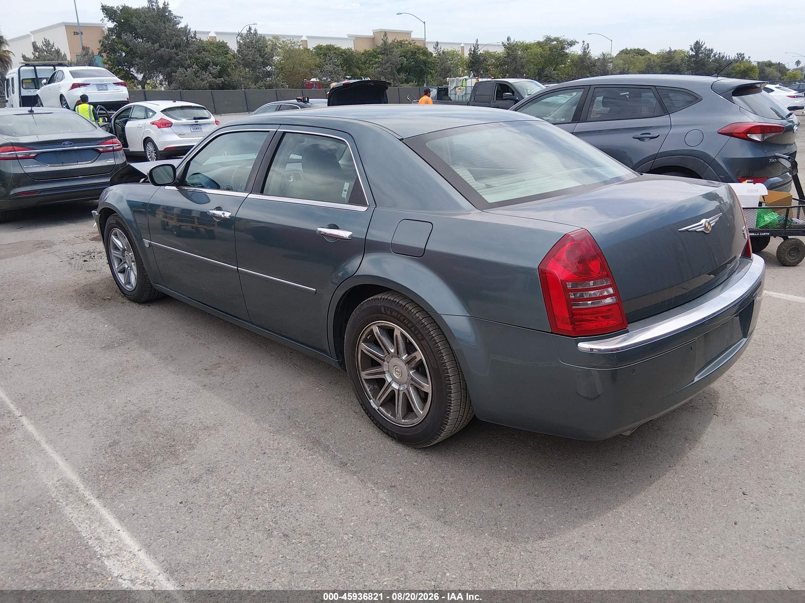 2006 Chrysler 300c   Серый vin: 2C3LA63H36H140678