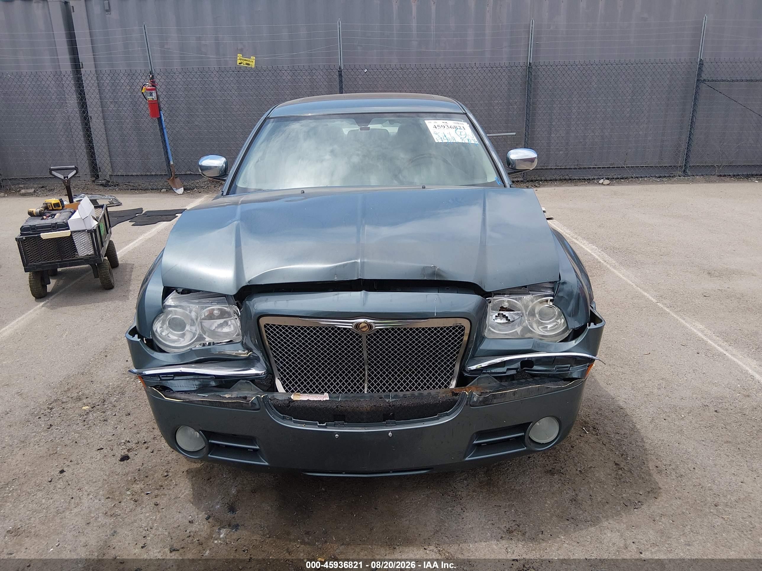 2006 Chrysler 300c   Серый vin: 2C3LA63H36H140678