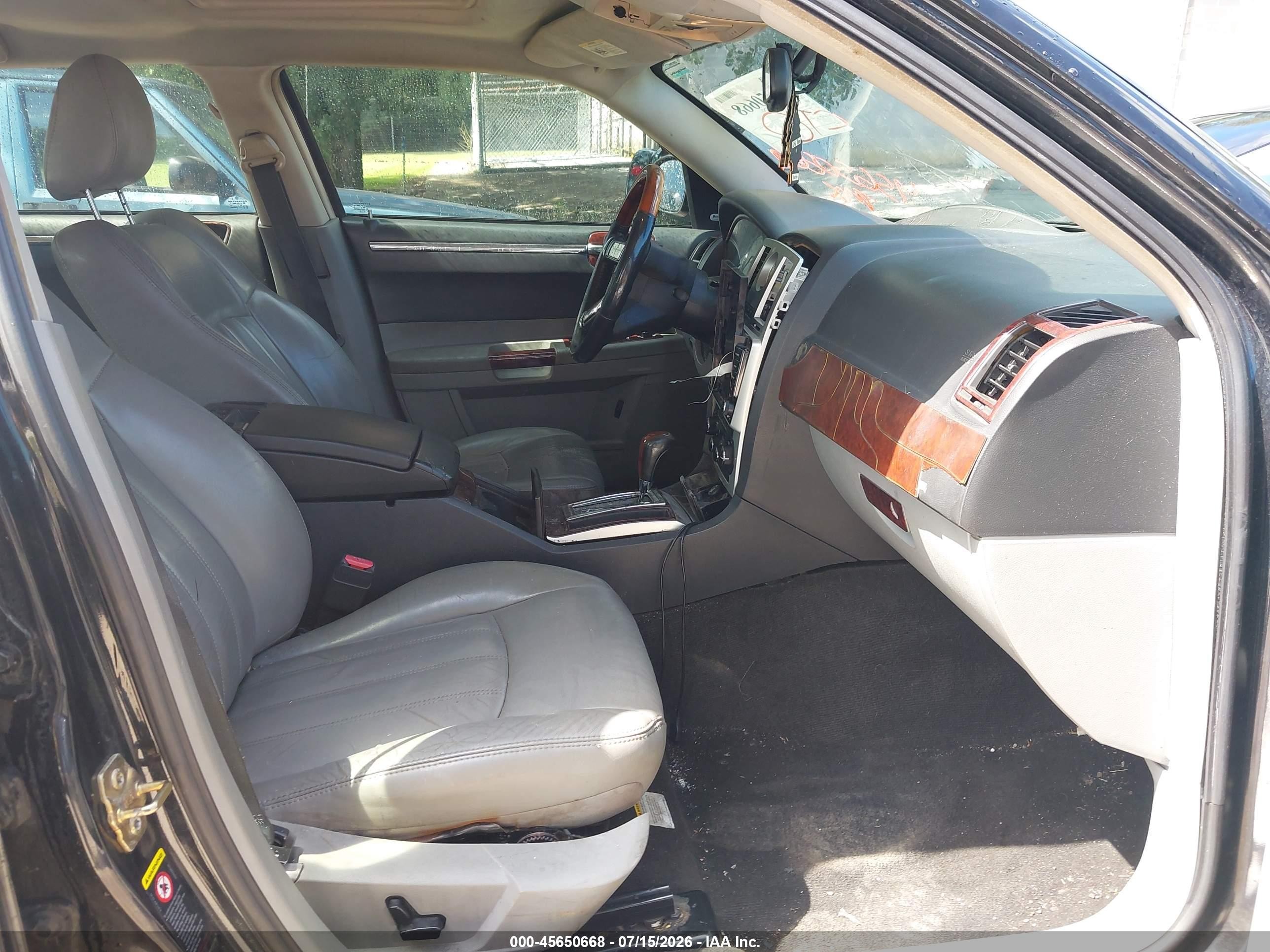 2006 Chrysler 300c   Серый vin: 2C3LA63H36H175902