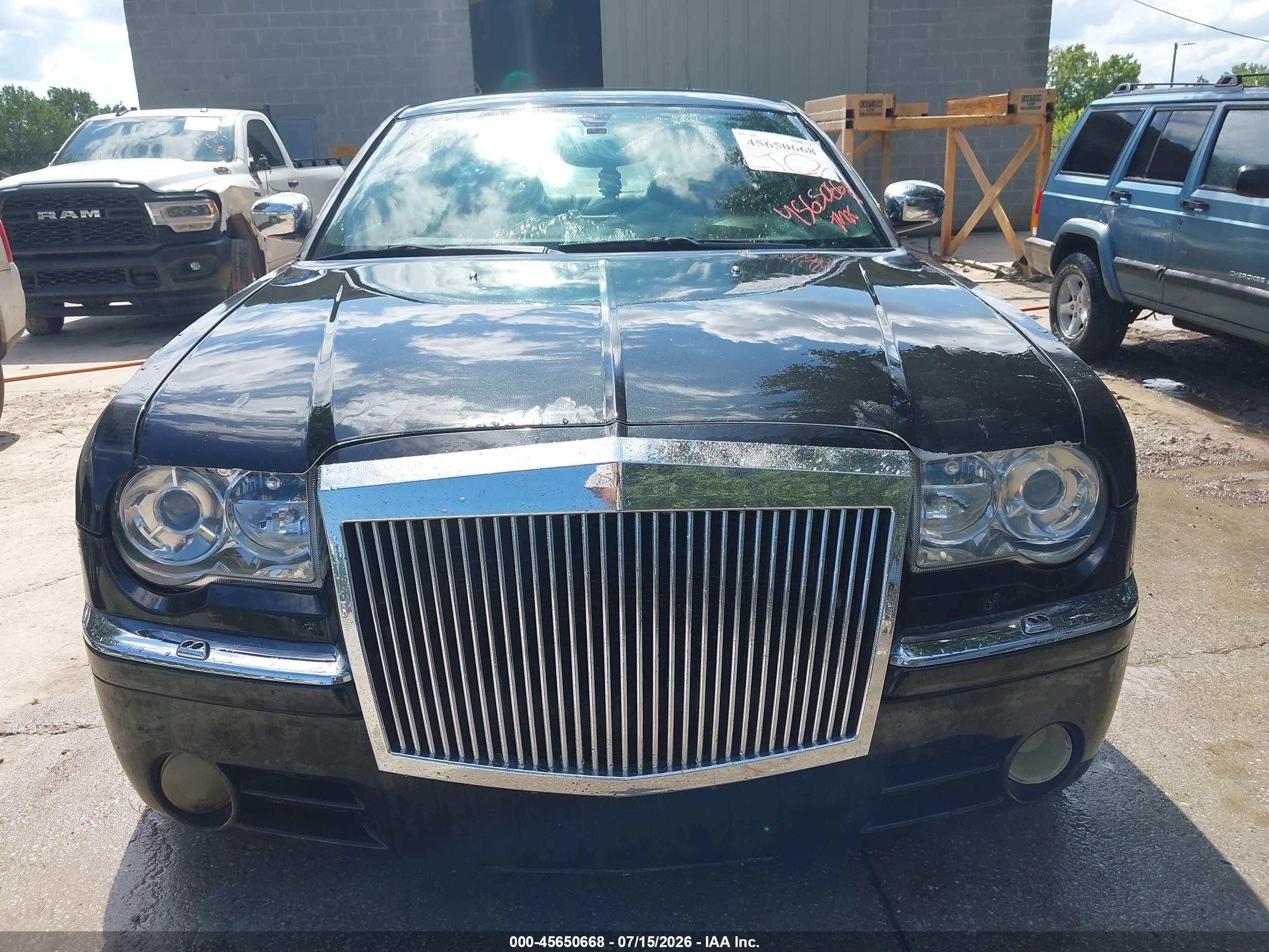 2006 Chrysler 300c   Серый vin: 2C3LA63H36H175902