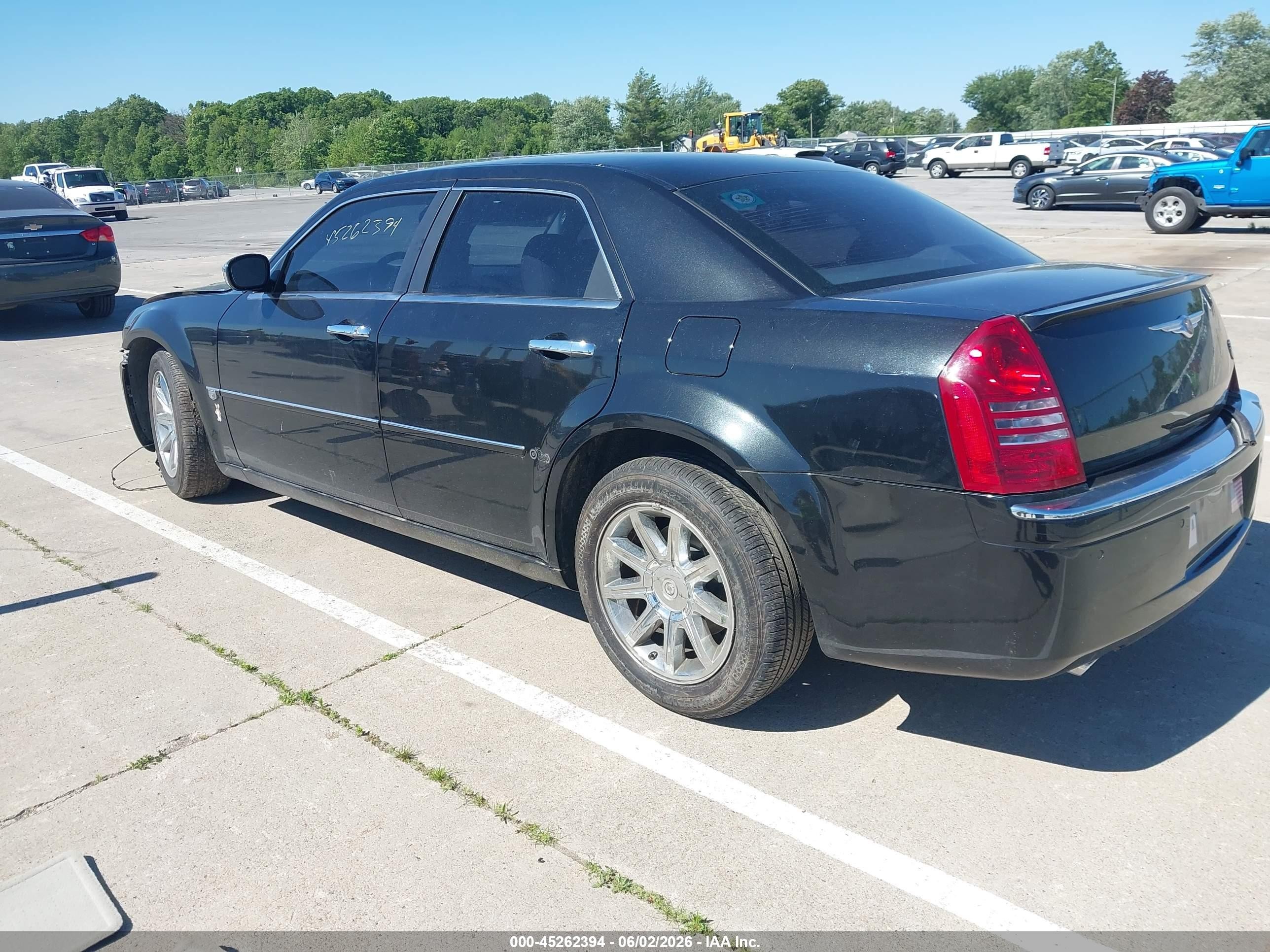 2006 Chrysler 300c   Black vin: 2C3LA63H46H114946