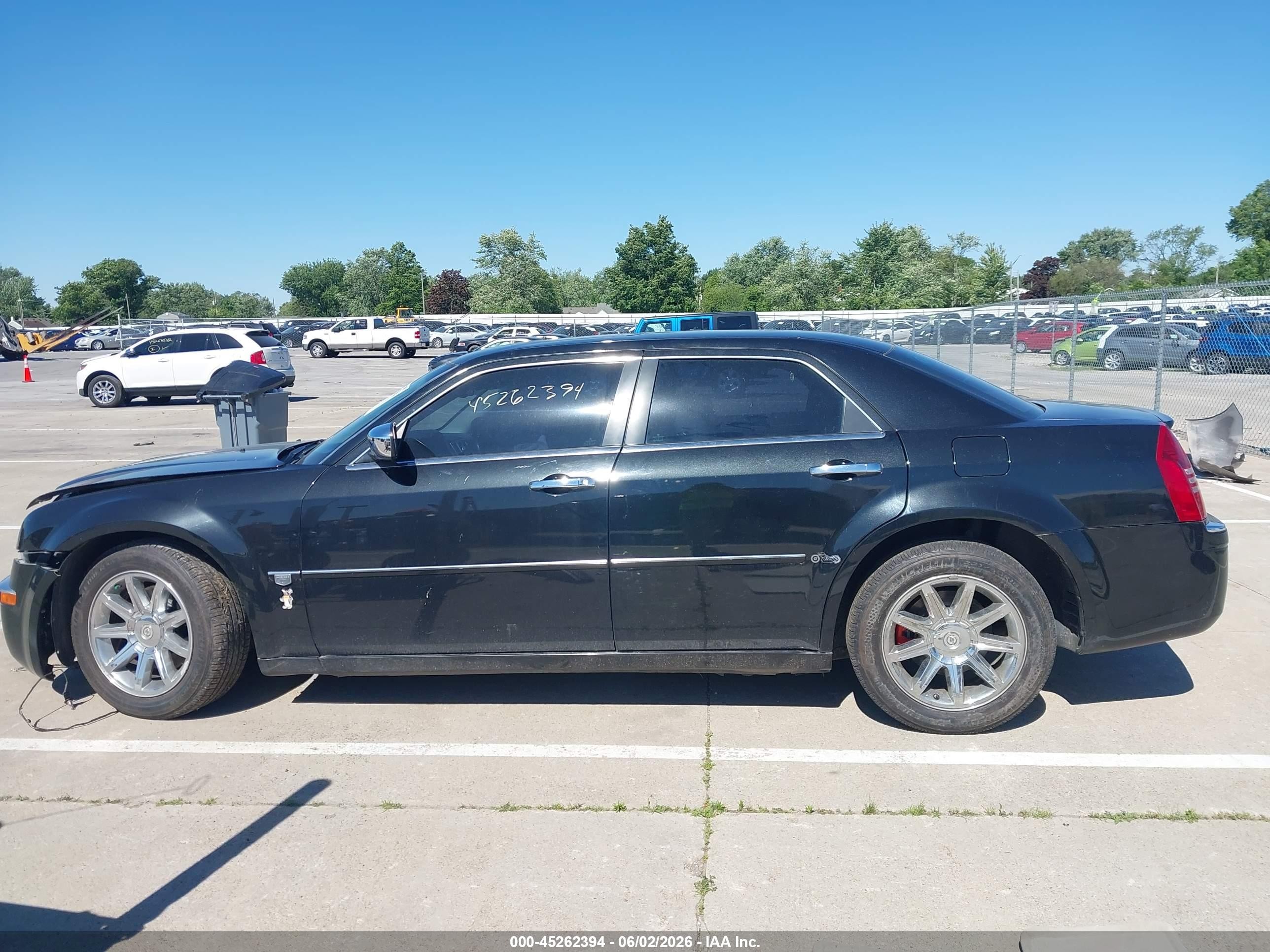 2006 Chrysler 300c   Black vin: 2C3LA63H46H114946