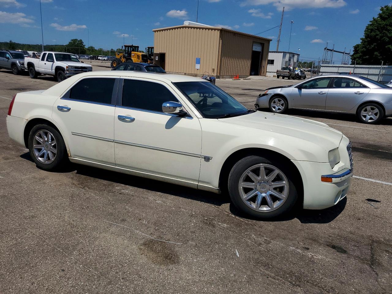 2006 Chrysler 300c Cream vin: 2C3LA63H46H297930